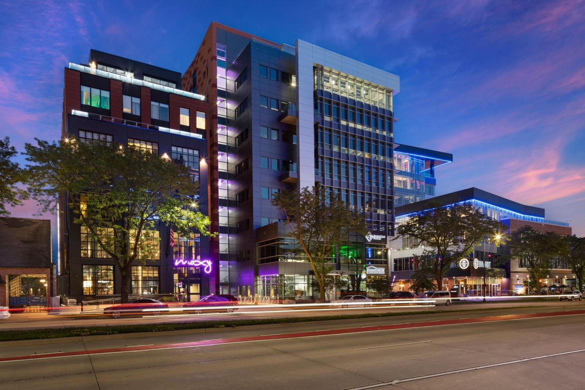 Moxy Madison Downtown photo 4