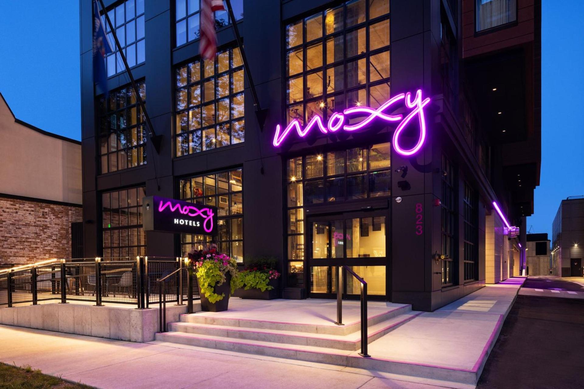 Moxy Madison Downtown photo 7