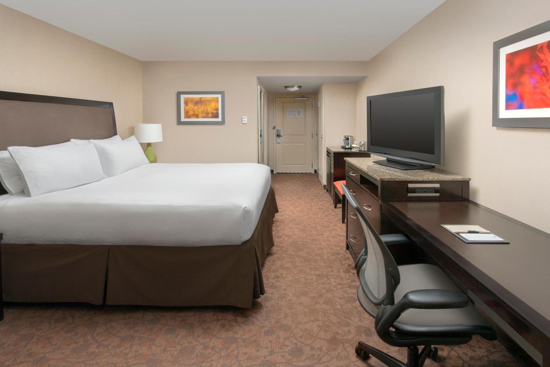 DoubleTree by Hilton Dulles Airport-Sterling photo 46