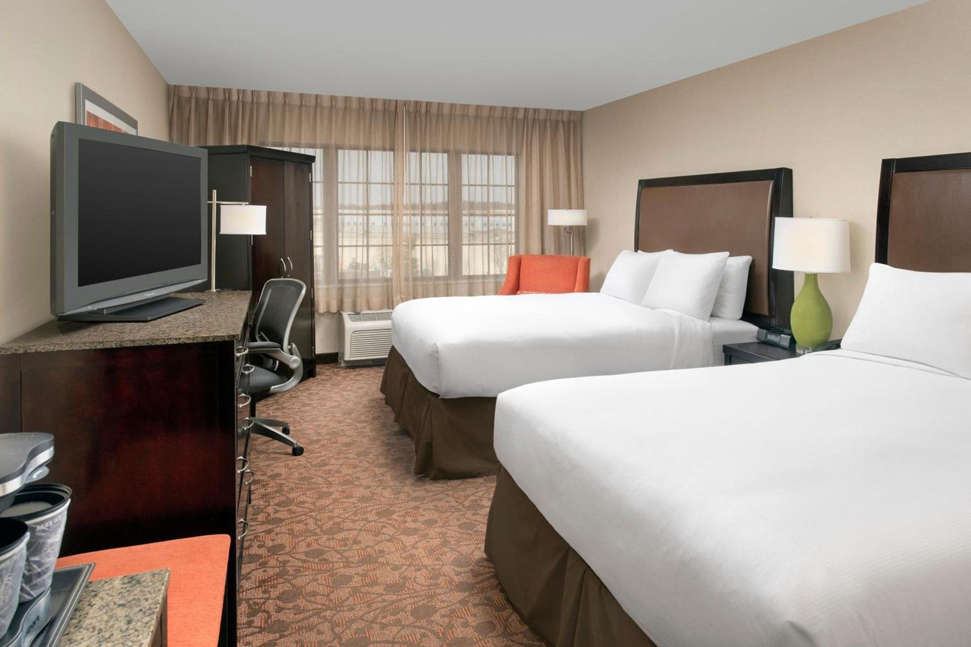DoubleTree by Hilton Dulles Airport-Sterling photo 42