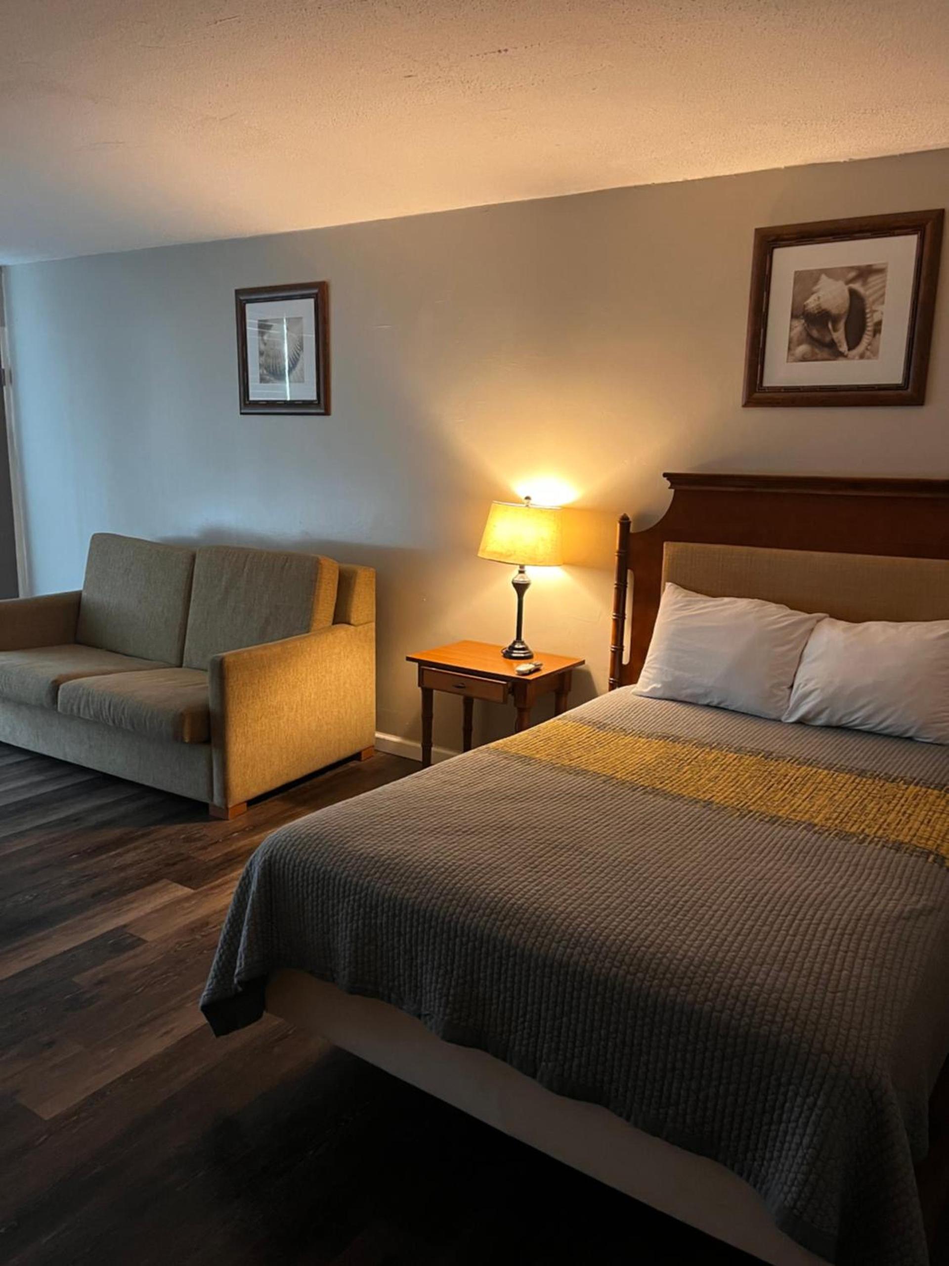 APM Inn & Suites photo 41