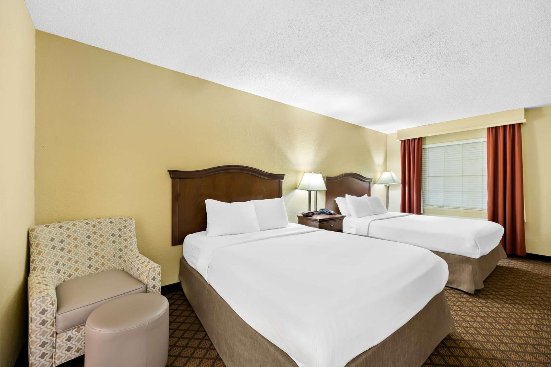 Best Western Coach House photo 22