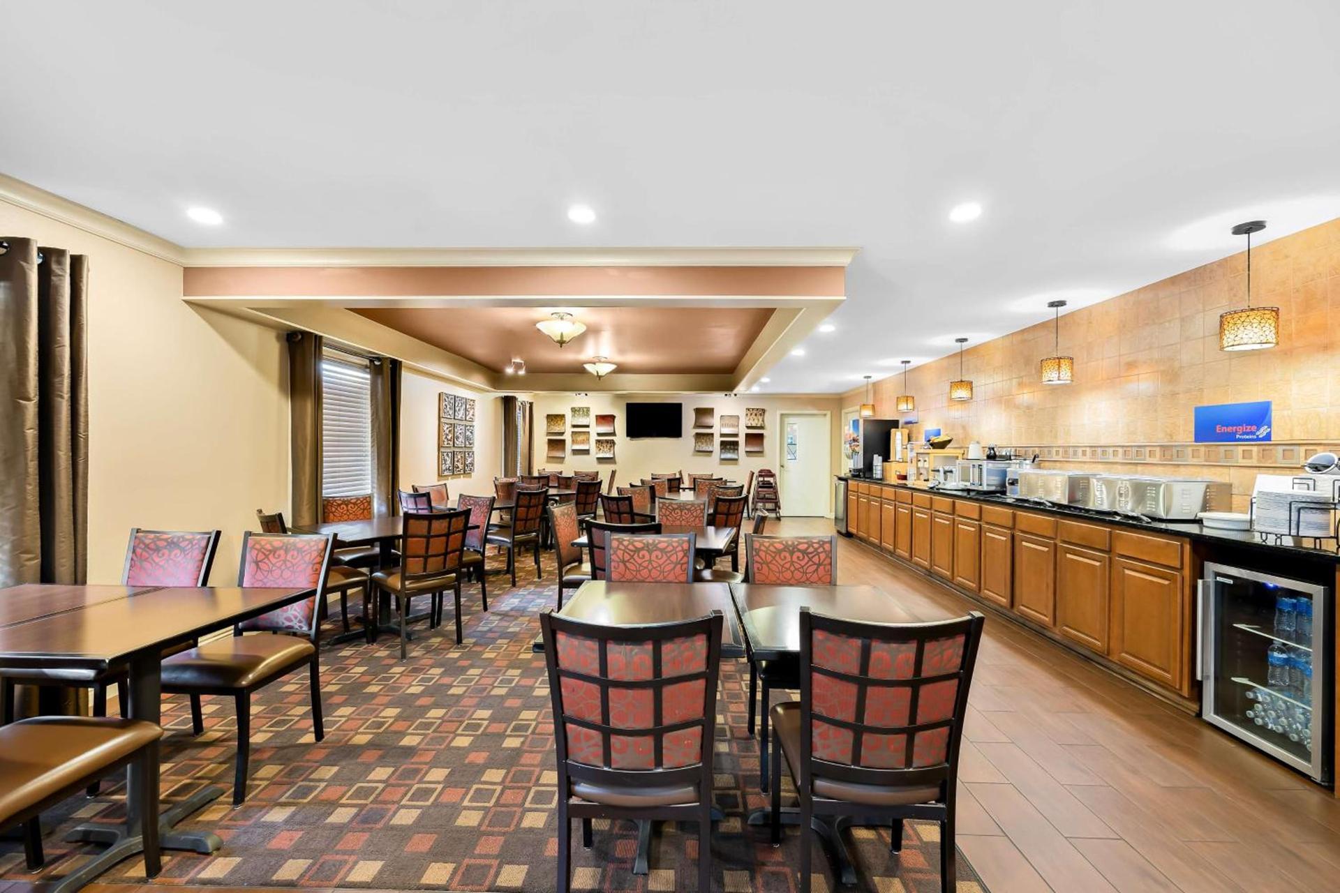 Best Western Coach House photo 40