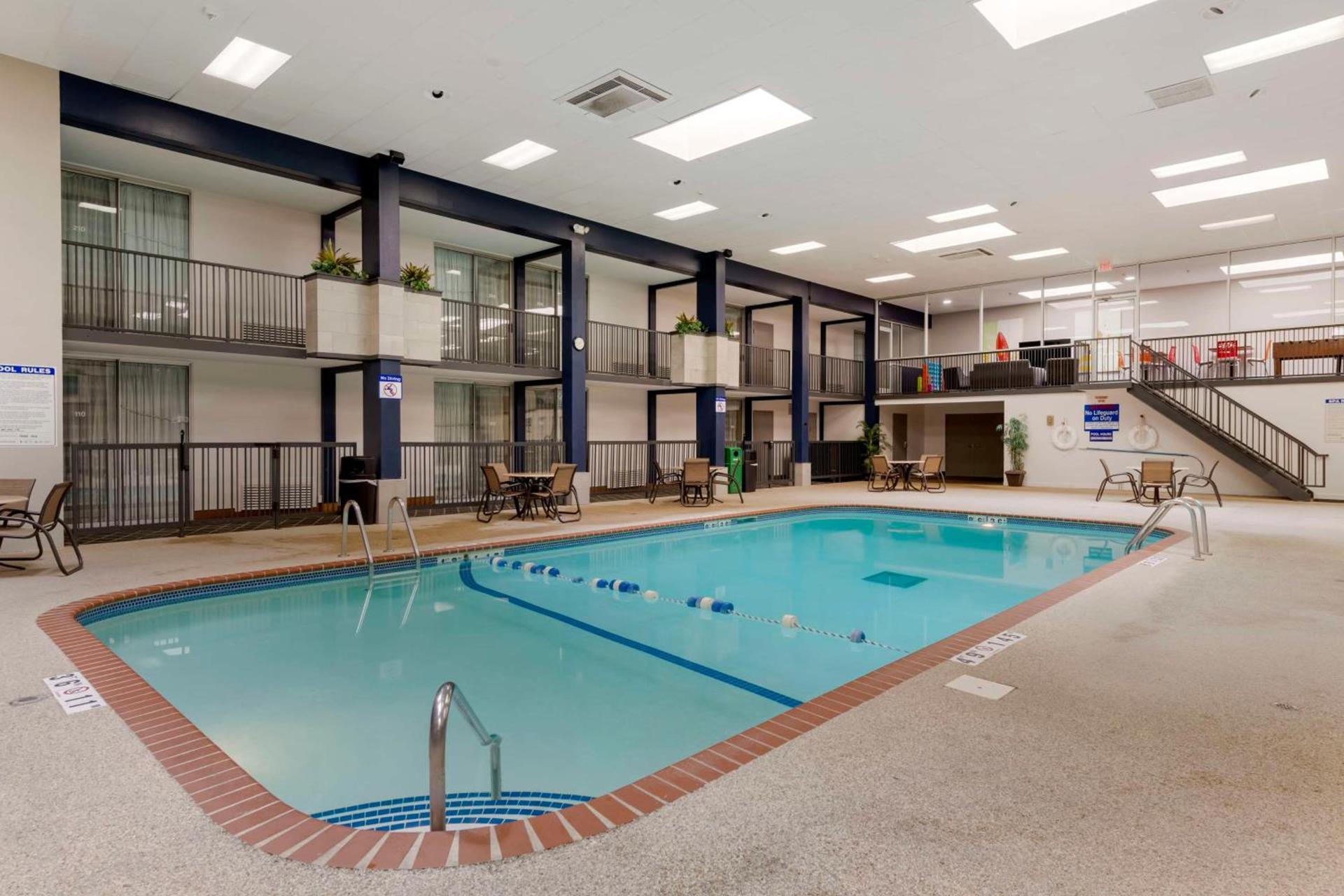 Best Western Fairmont photo 22
