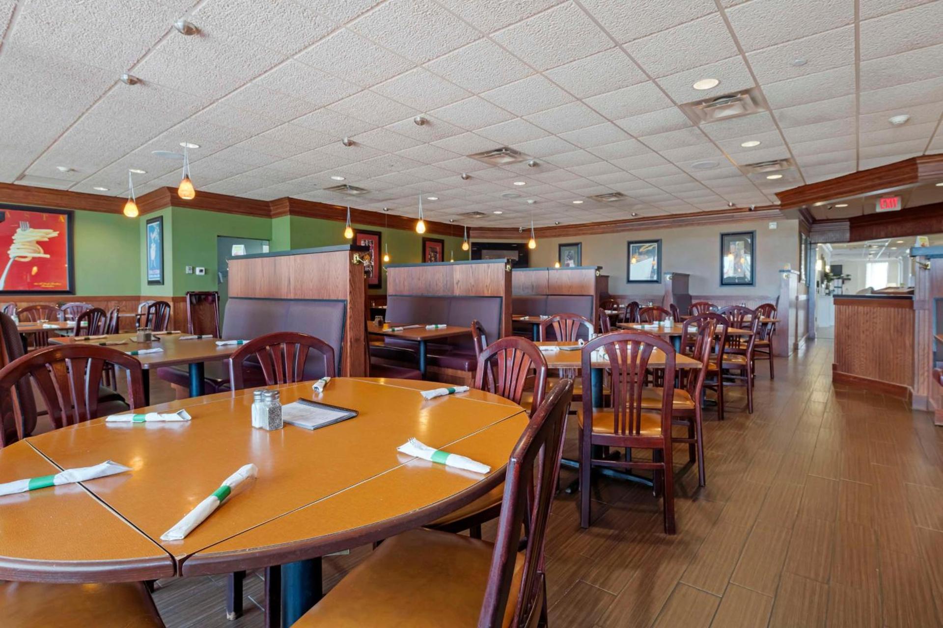 Best Western Fairmont photo 8