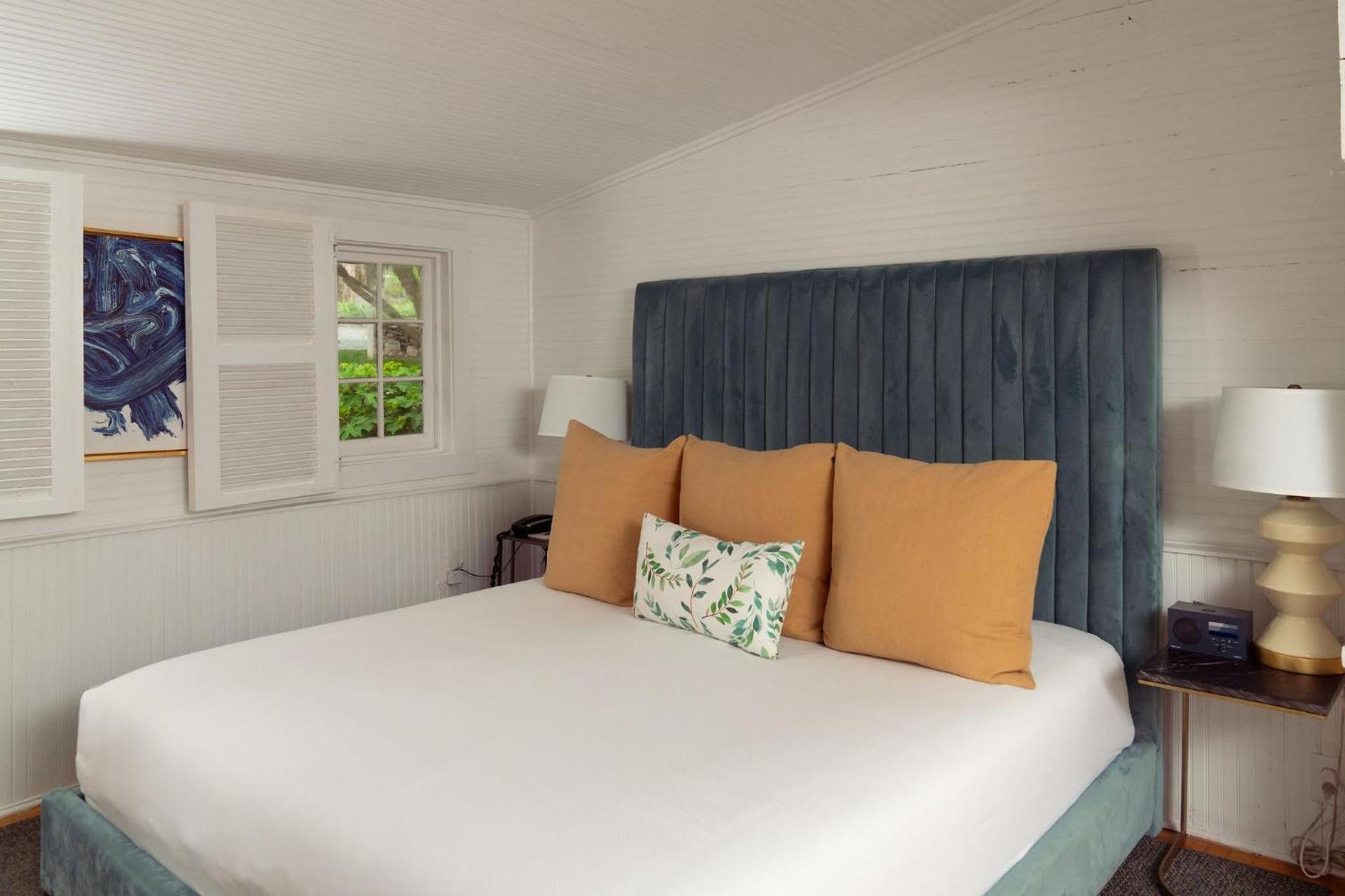 The Clifton photo 59
