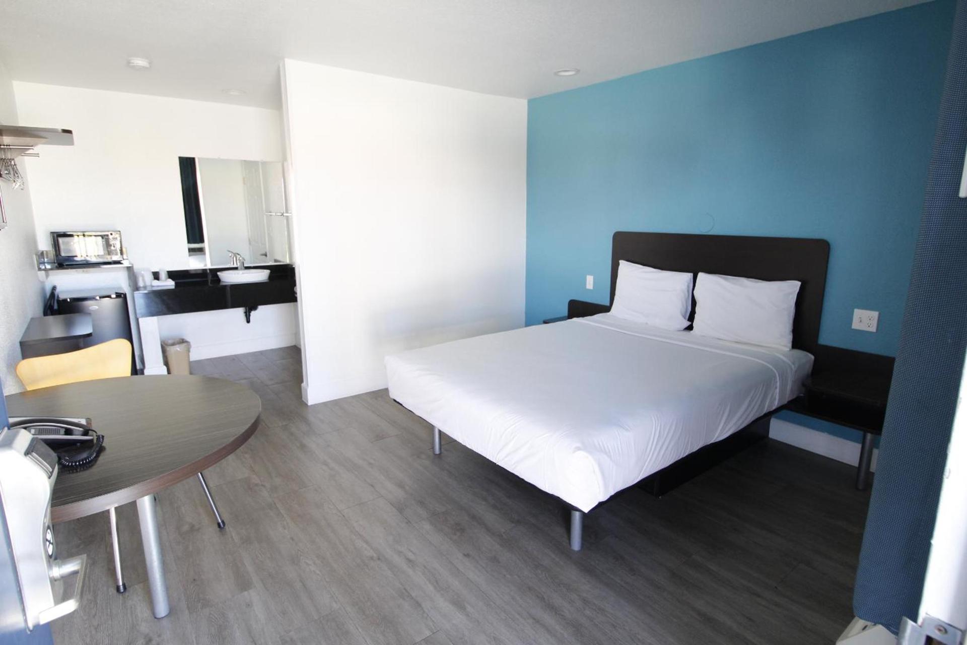 Motel 6 - Moreno Valley - Riverside March Air Base photo 31