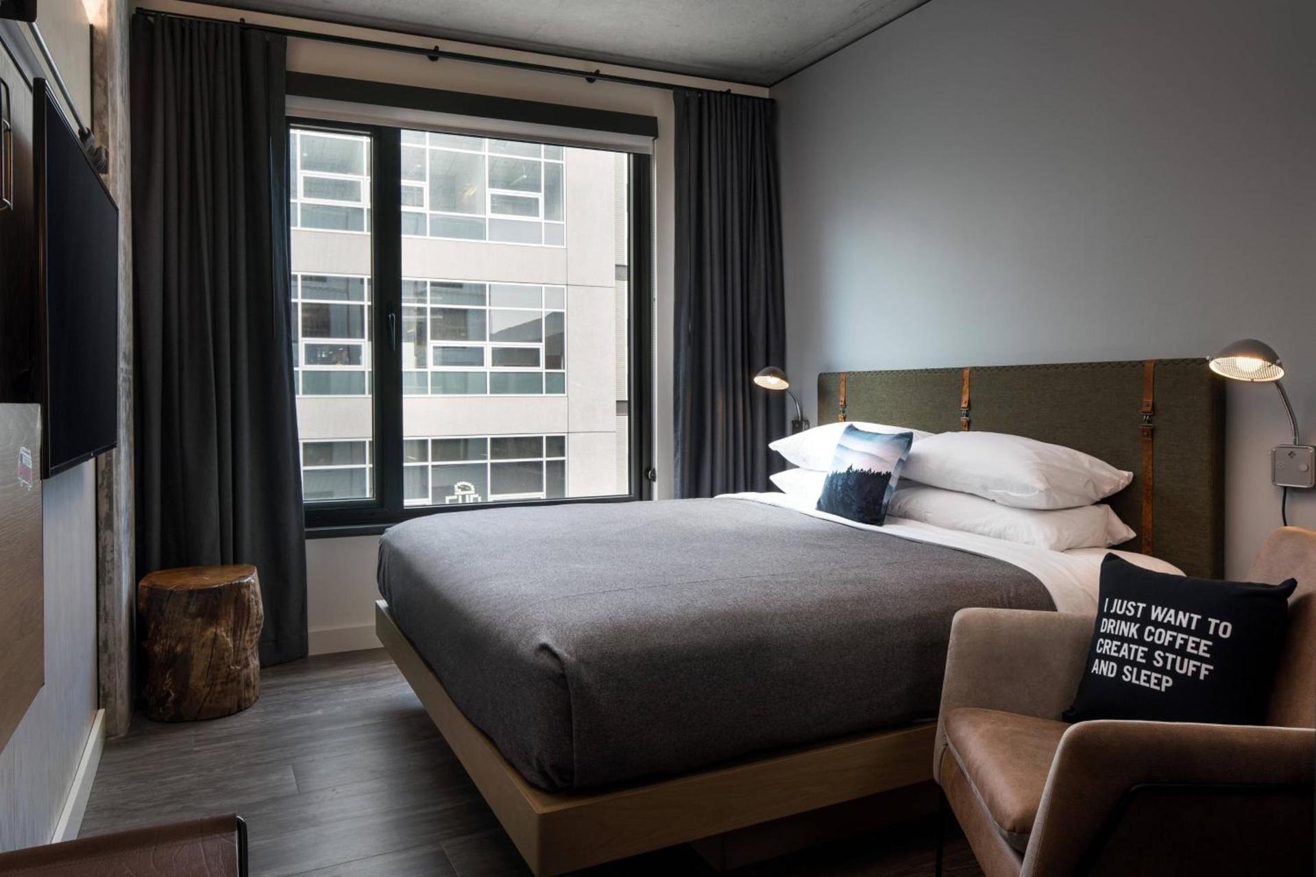 MOXY Seattle Downtown photo 11
