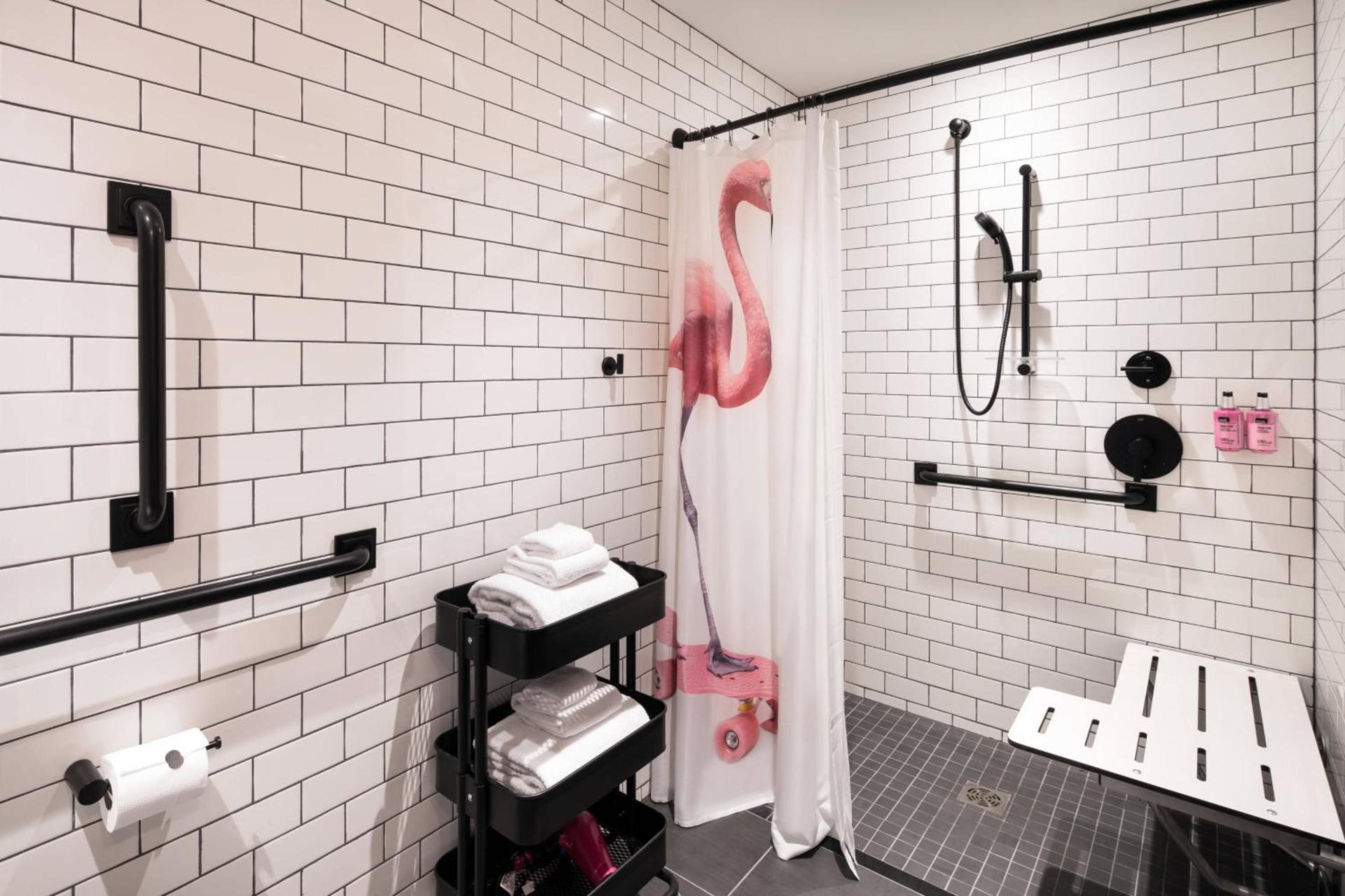 MOXY Seattle Downtown photo 16