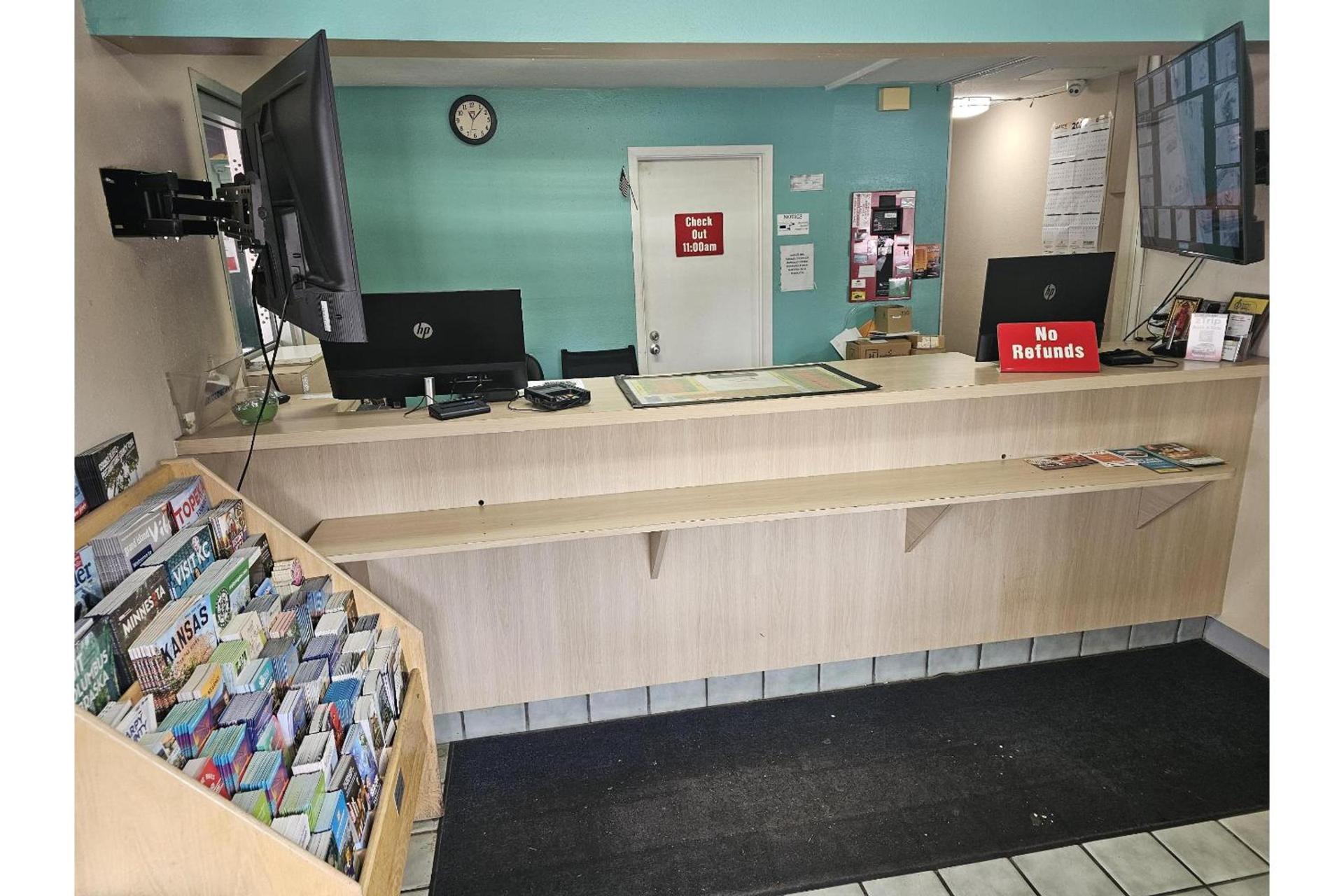 Travel Inn By OYO Omaha photo 6