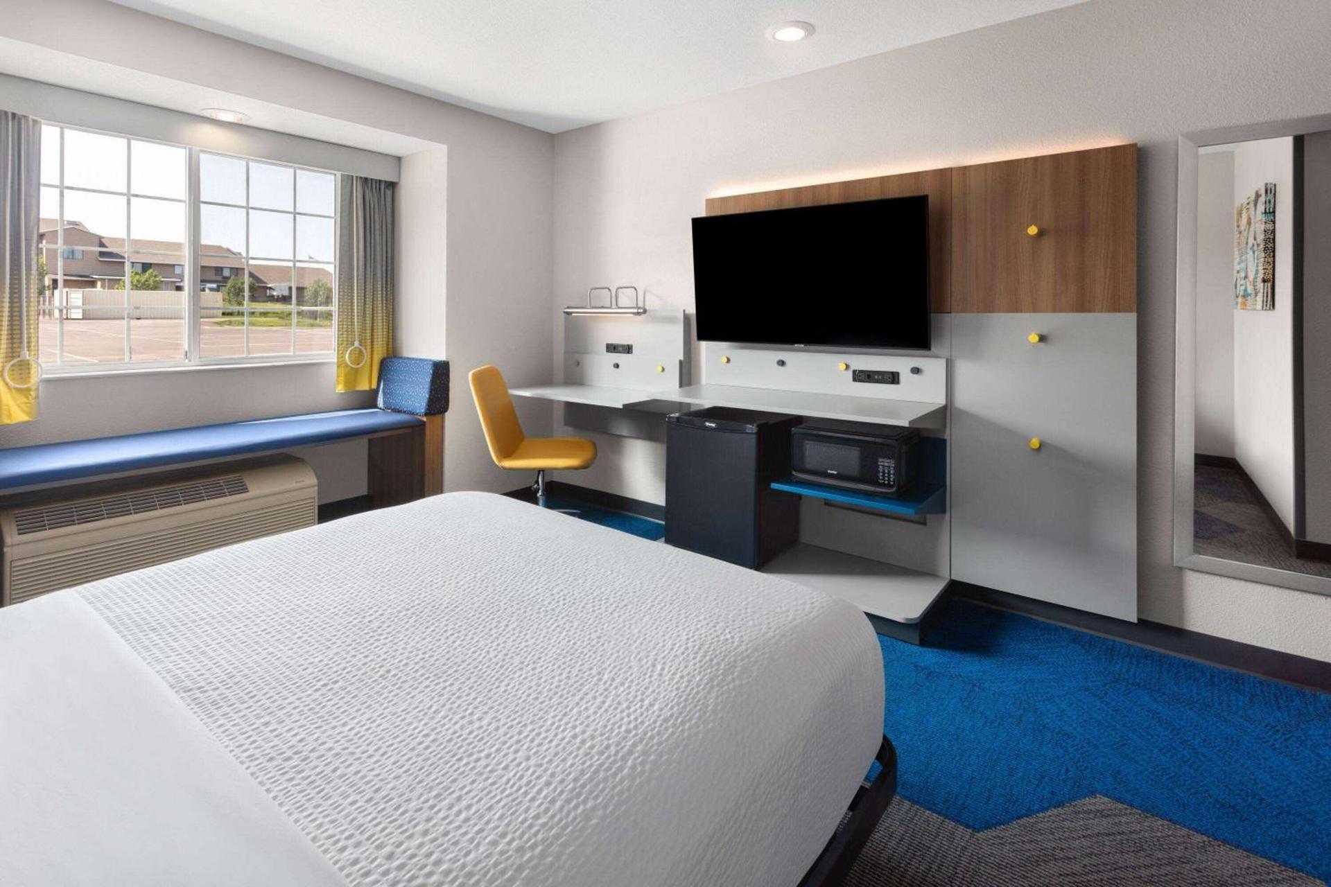 Microtel Inn & Suites by Wyndham Rapid City photo 19