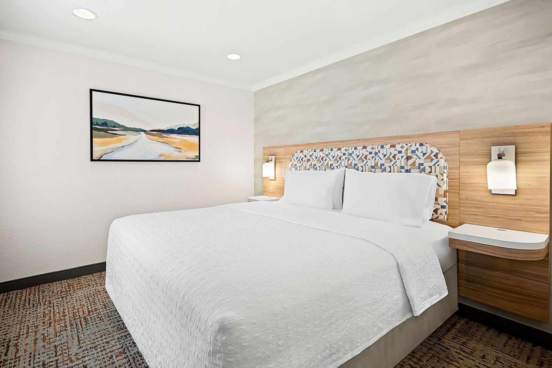 Hampton Inn Morgan Hill photo 20