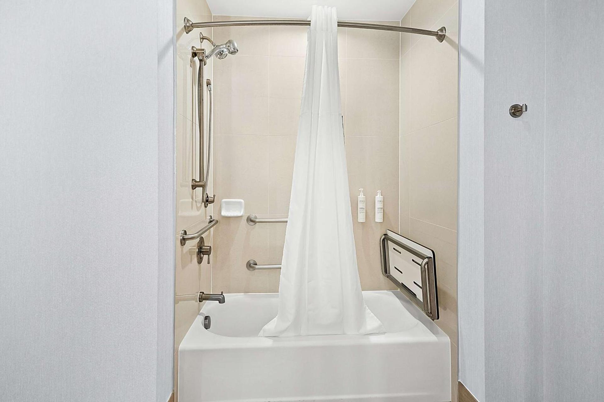 Hampton Inn Morgan Hill photo 19