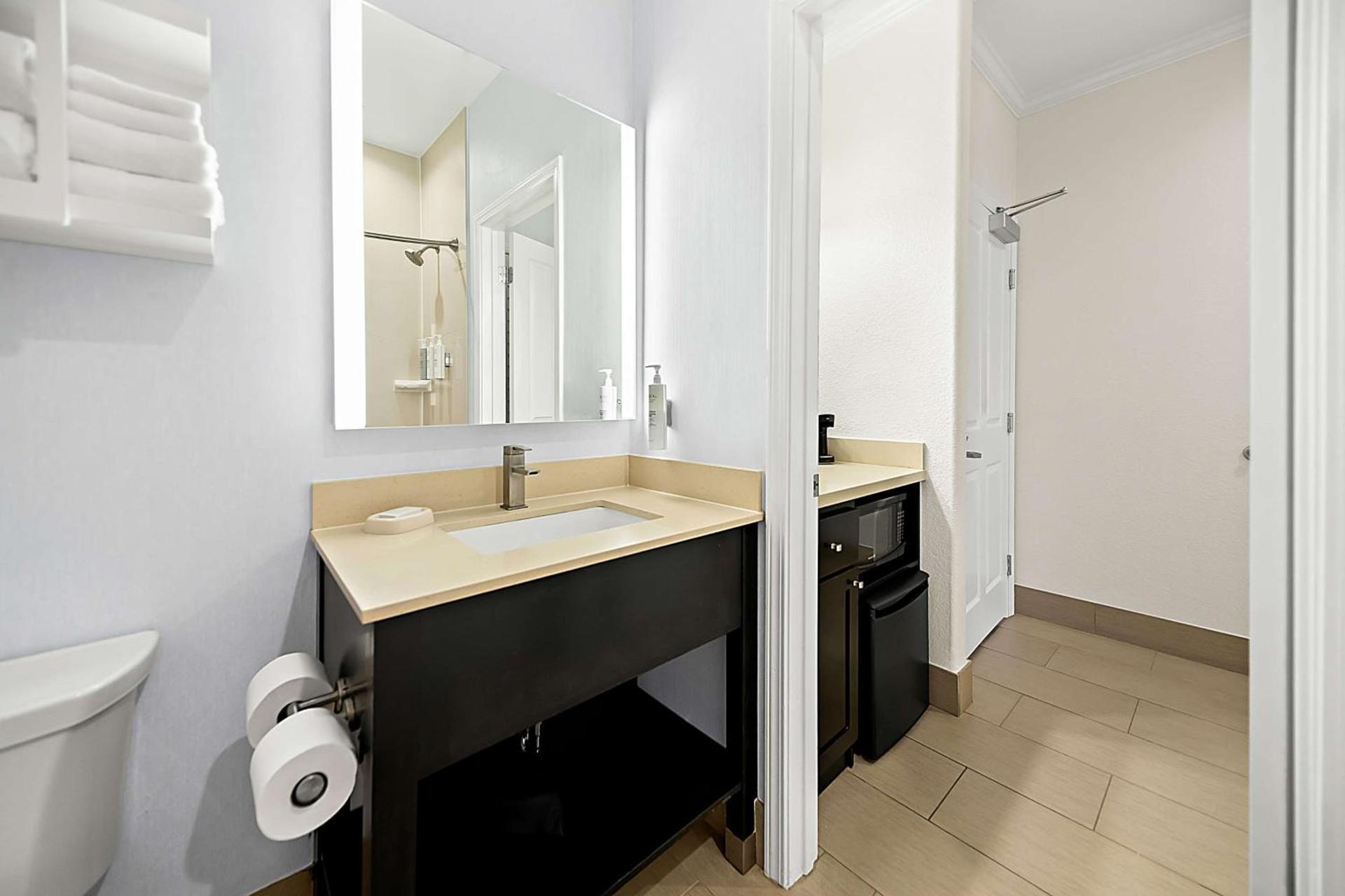 Hampton Inn Morgan Hill photo 45