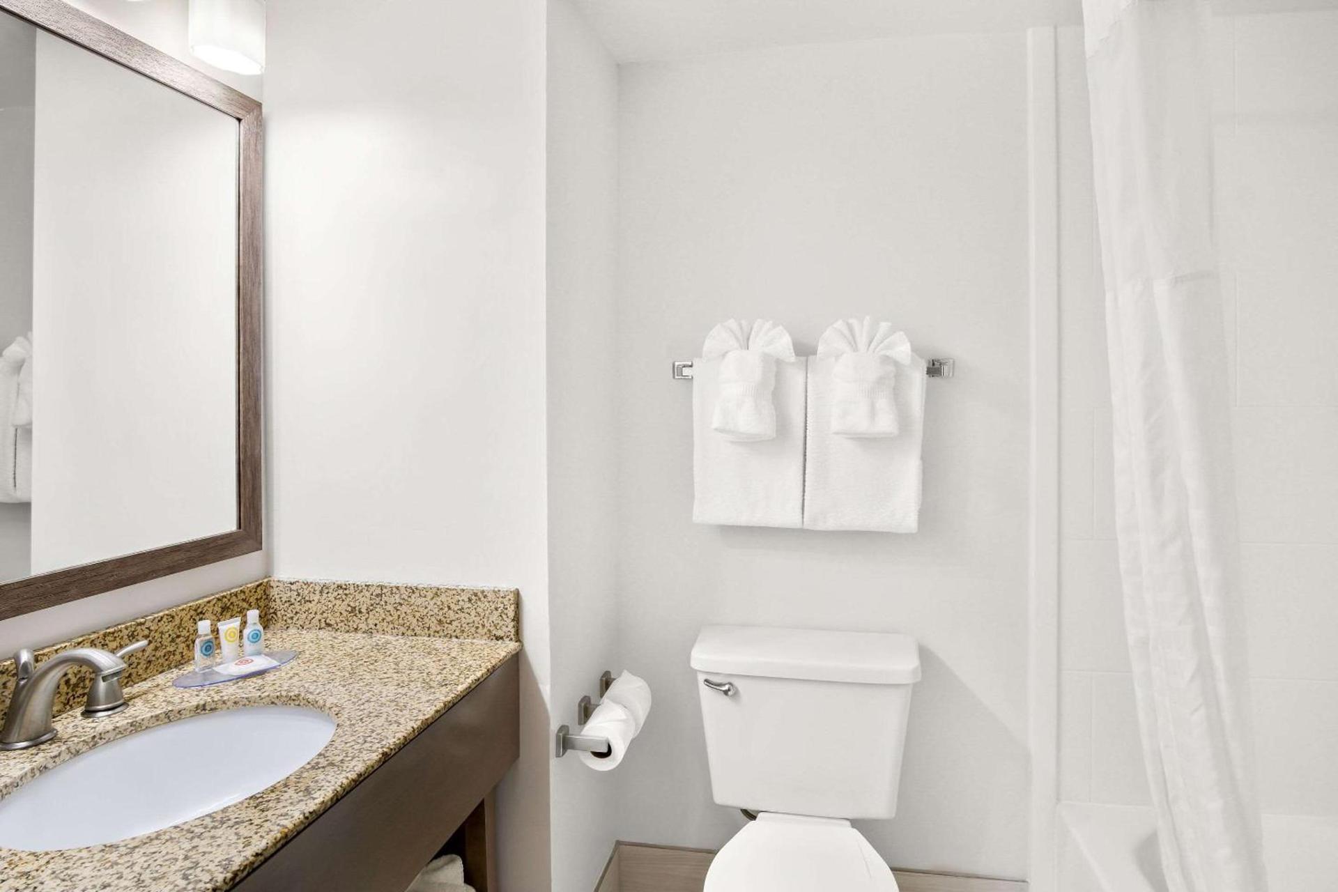 Comfort Inn Gold Coast photo 31