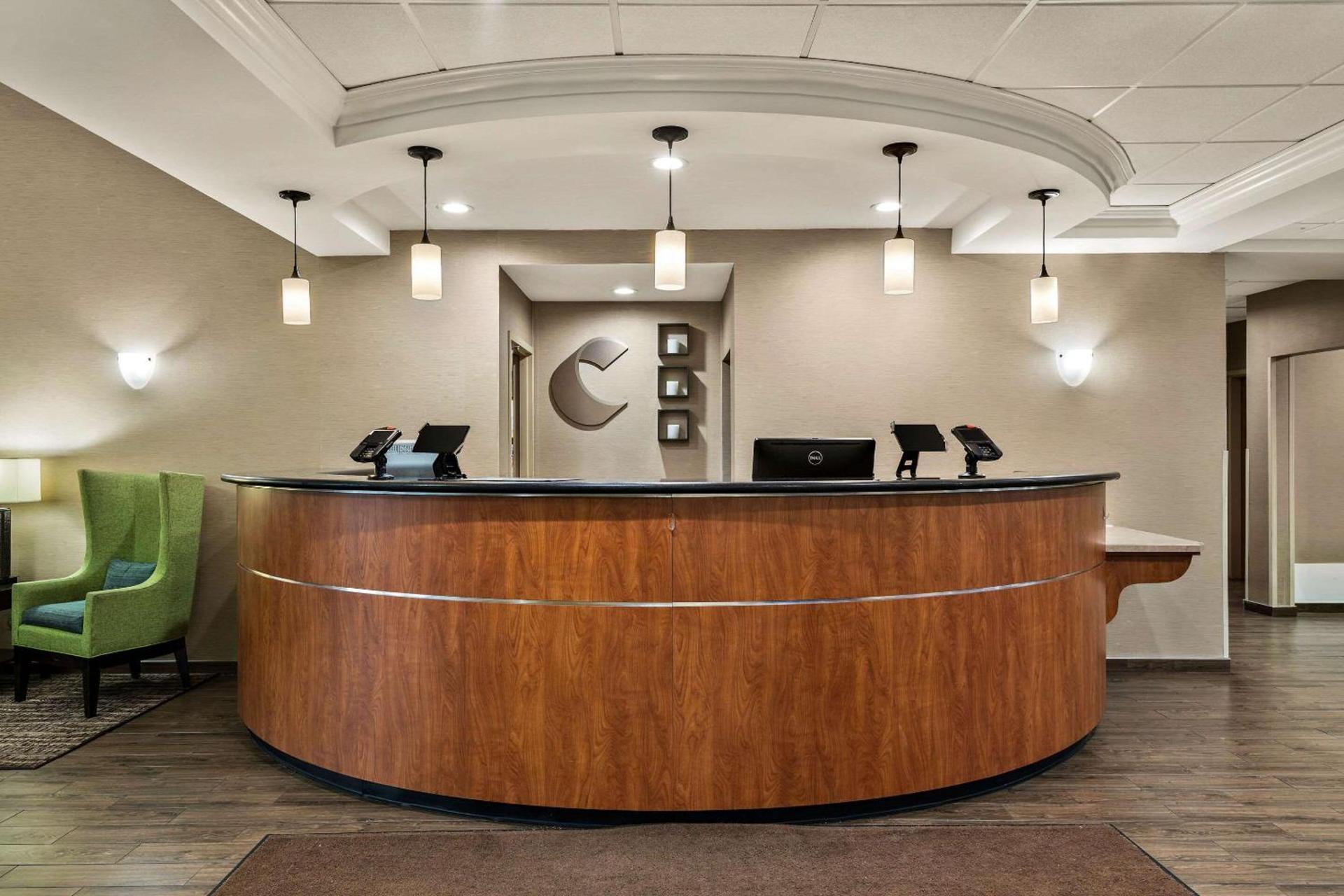 Comfort Suites Hummelstown - Hershey photo 17