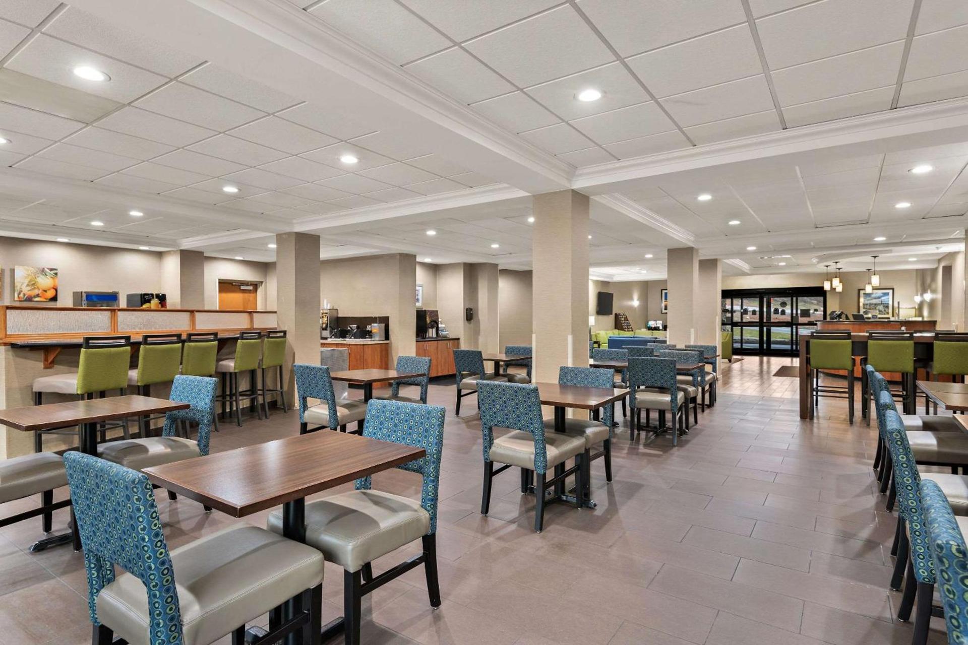 Comfort Suites Hummelstown - Hershey photo 32
