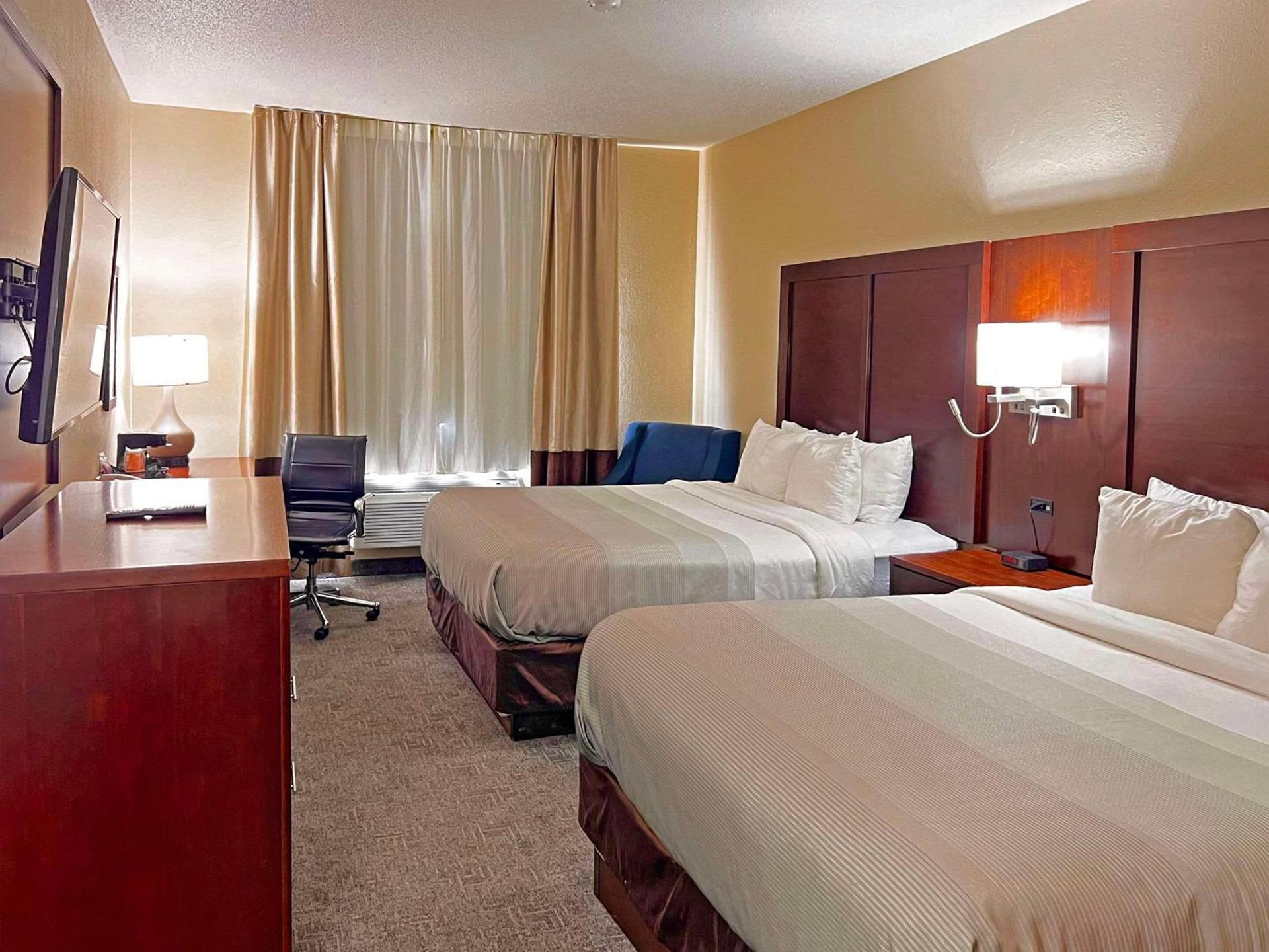 Quality Inn & Suites Green Bay - Ashwaubenon photo 6