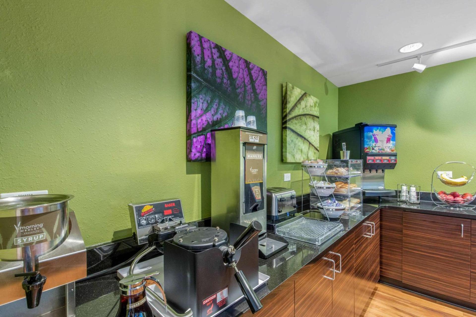 MainStay Suites St Louis Airport photo 20