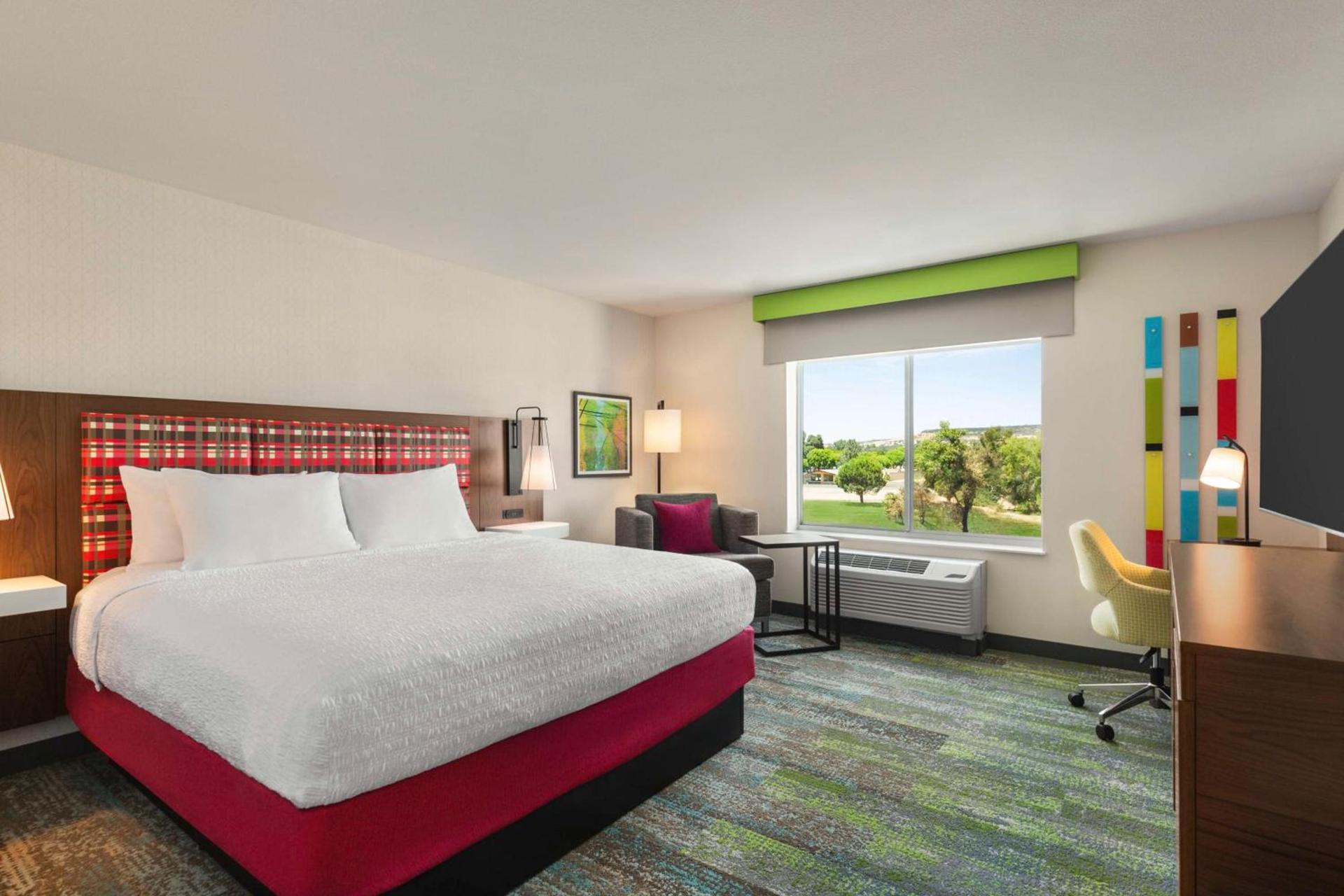 Hampton Inn & Suites Oroville photo 27