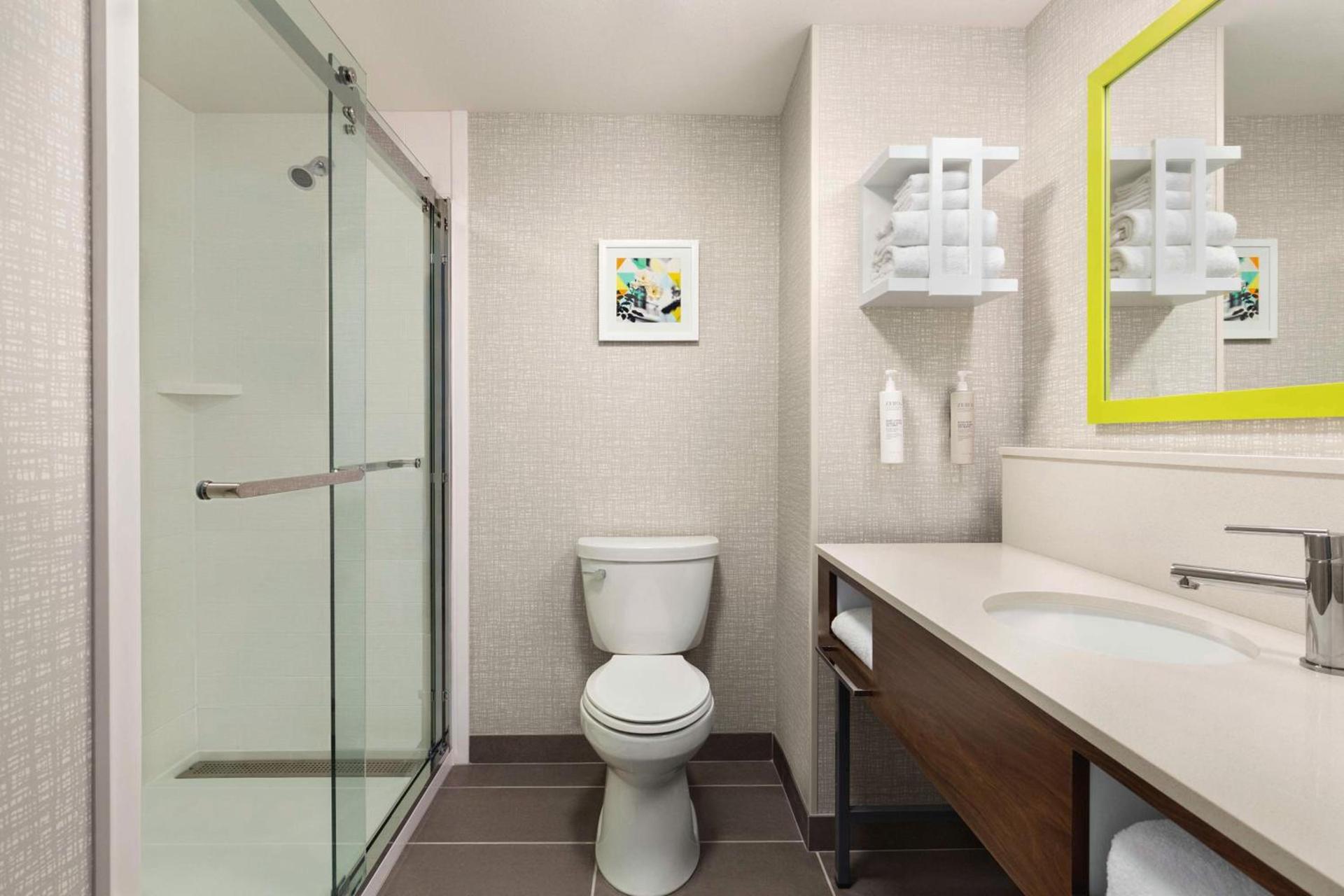 Hampton Inn & Suites Oroville photo 26