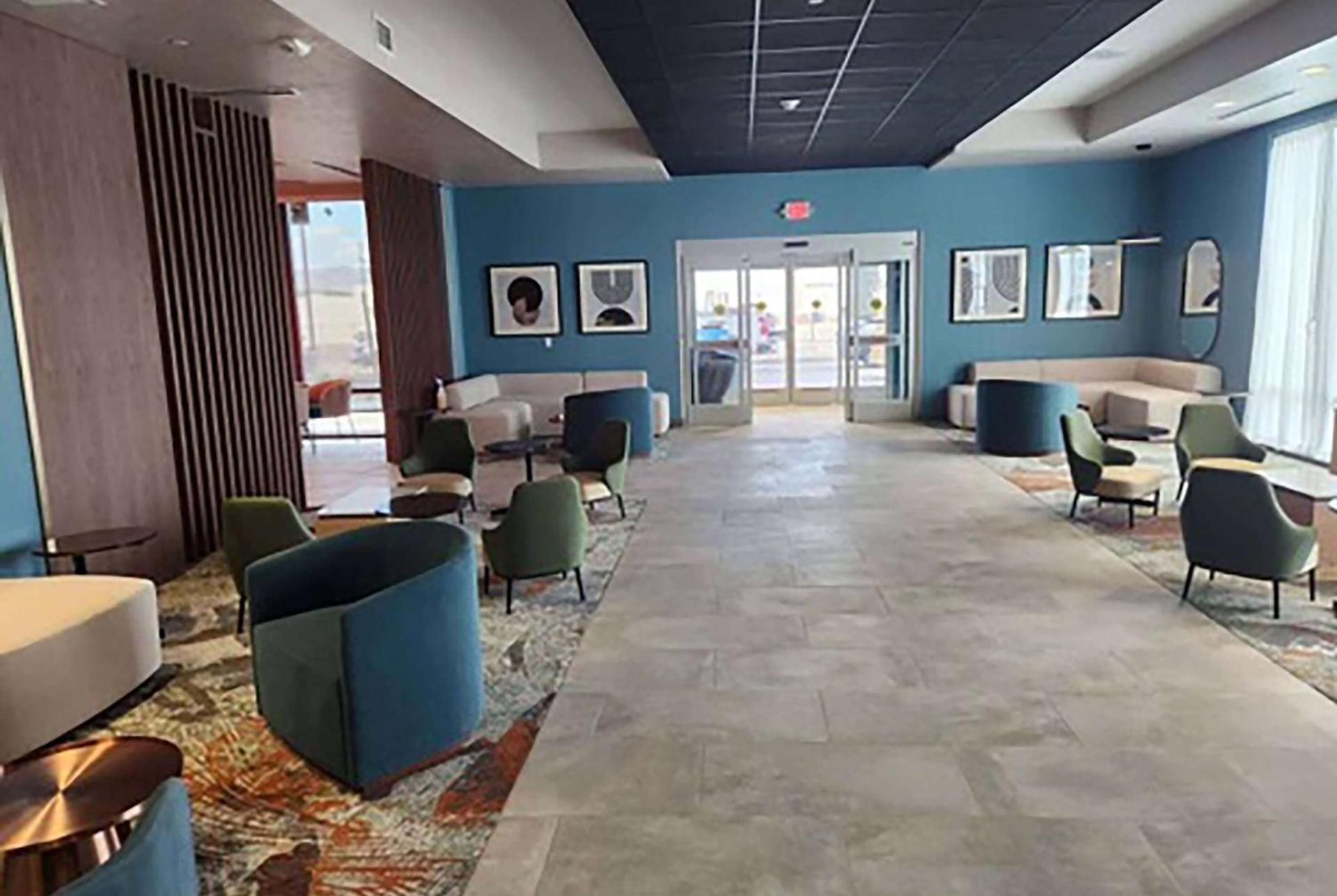 Wingate by Wyndham Kingman photo 8