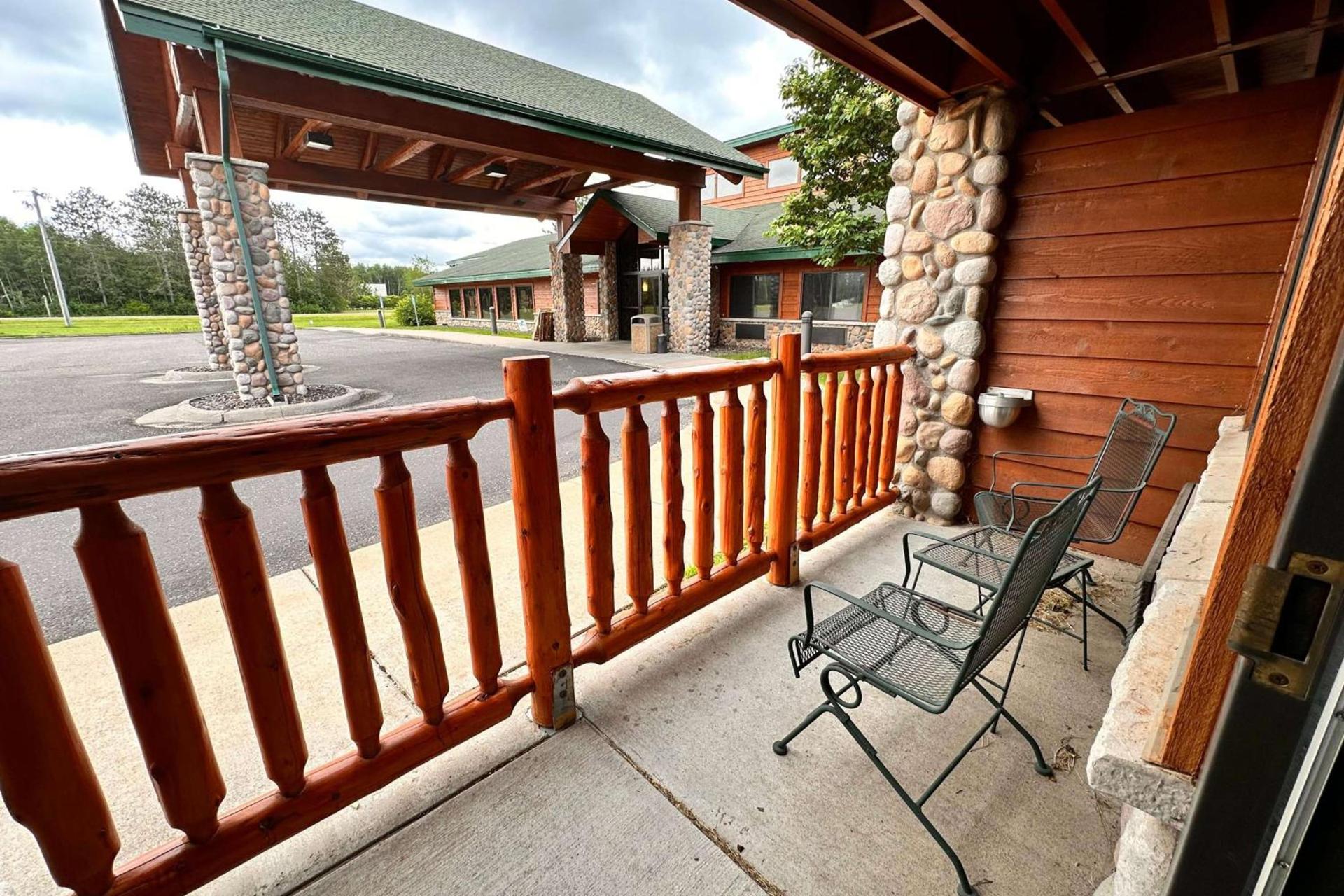 Shell Lake Lodge, a Travelodge by Wyndham photo 27
