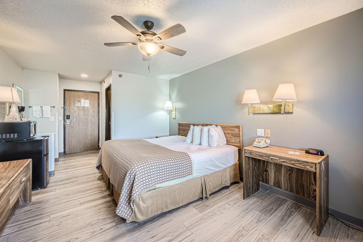 Travelodge by Wyndham Longmont photo 49