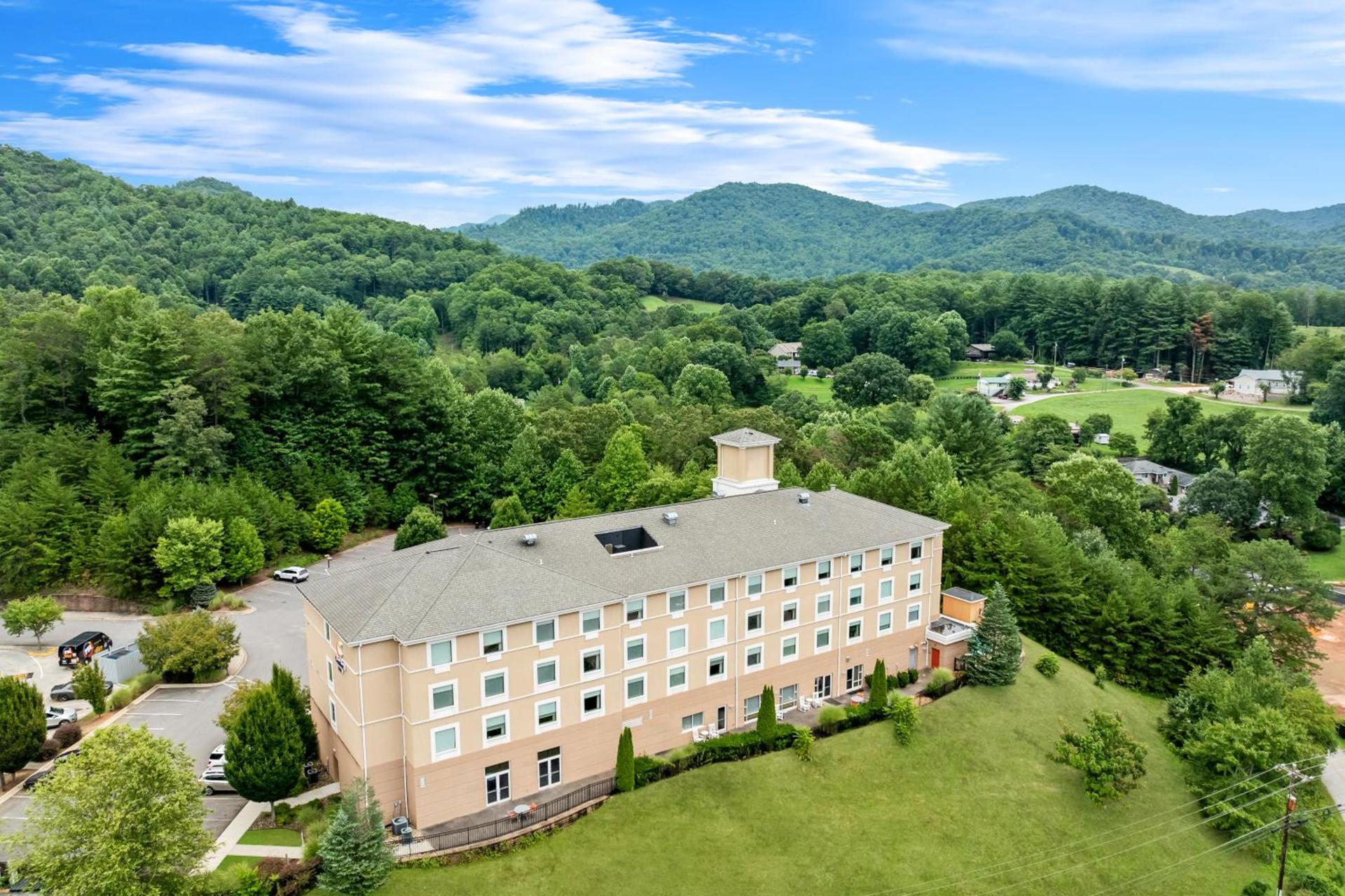 Comfort Inn Sylva - Cullowhee photo 97