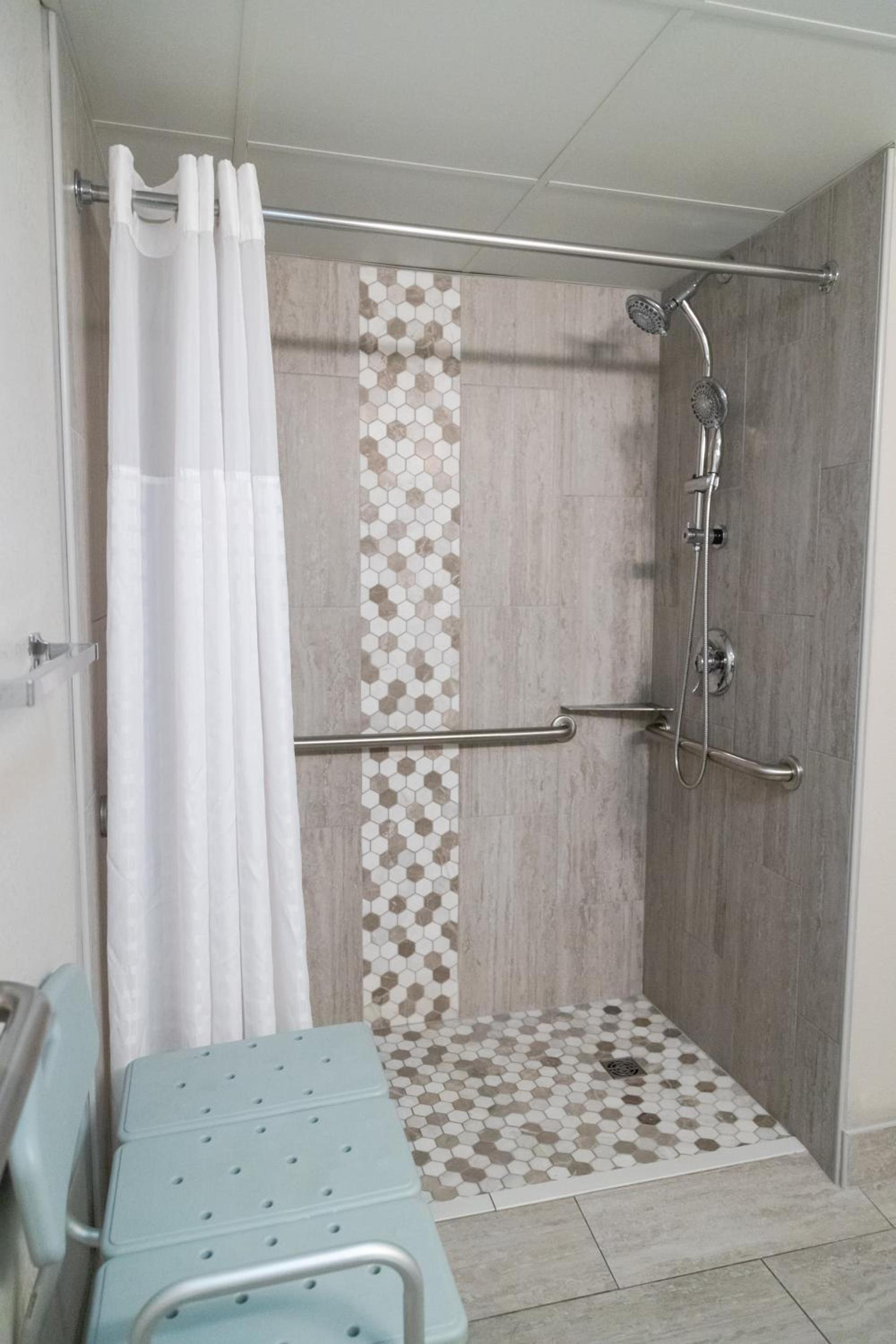 Twin Mountain Inn & Suites photo 94