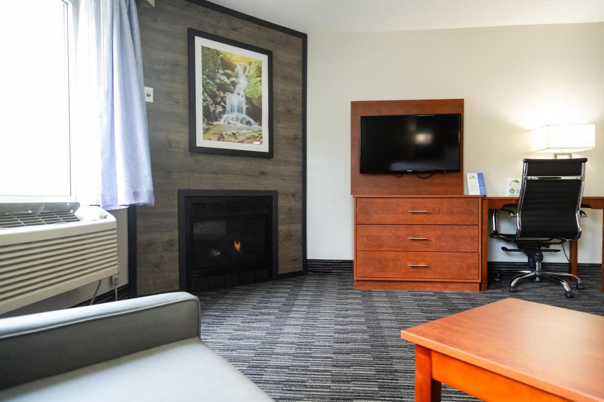 Twin Mountain Inn & Suites photo 97