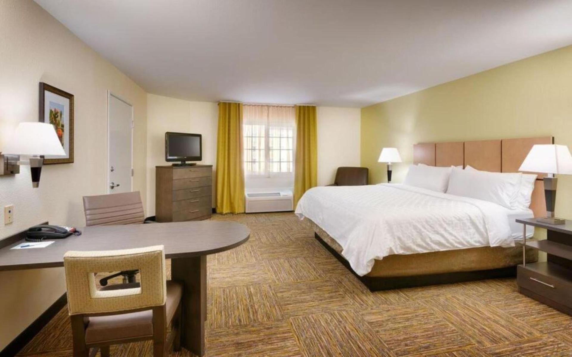 Candlewood Suites Plano East by IHG photo 8