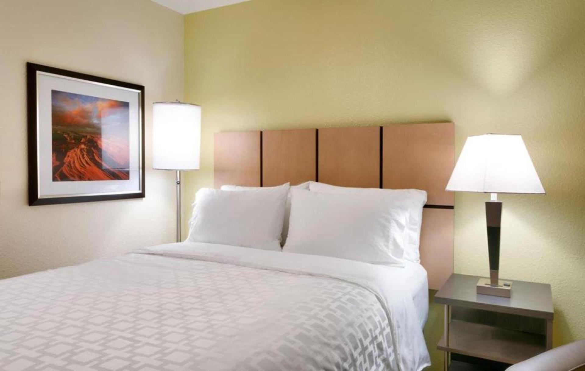 Candlewood Suites Plano East by IHG photo 10