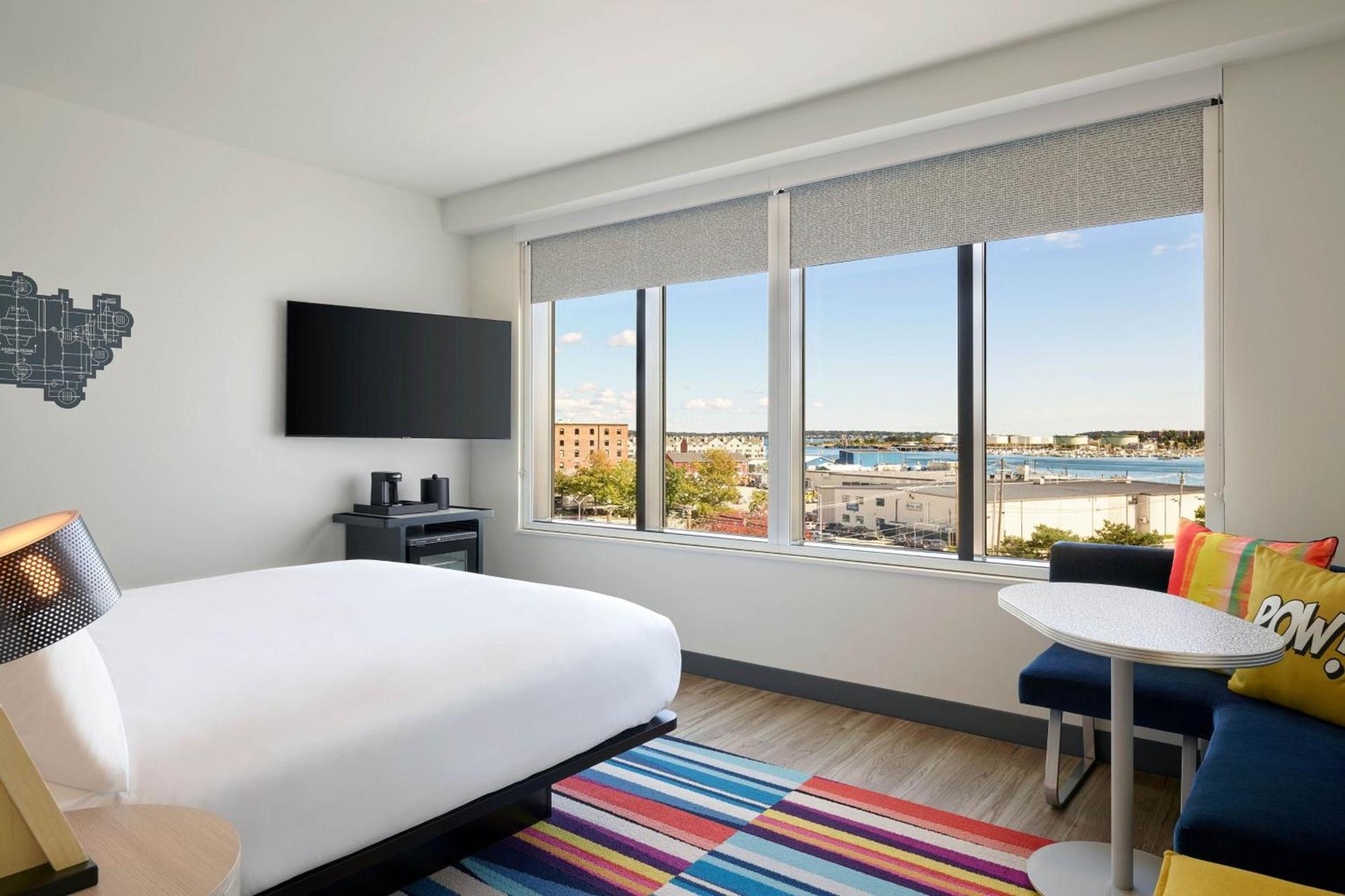 Aloft by Marriott Portland Downtown Waterfront ME photo 8