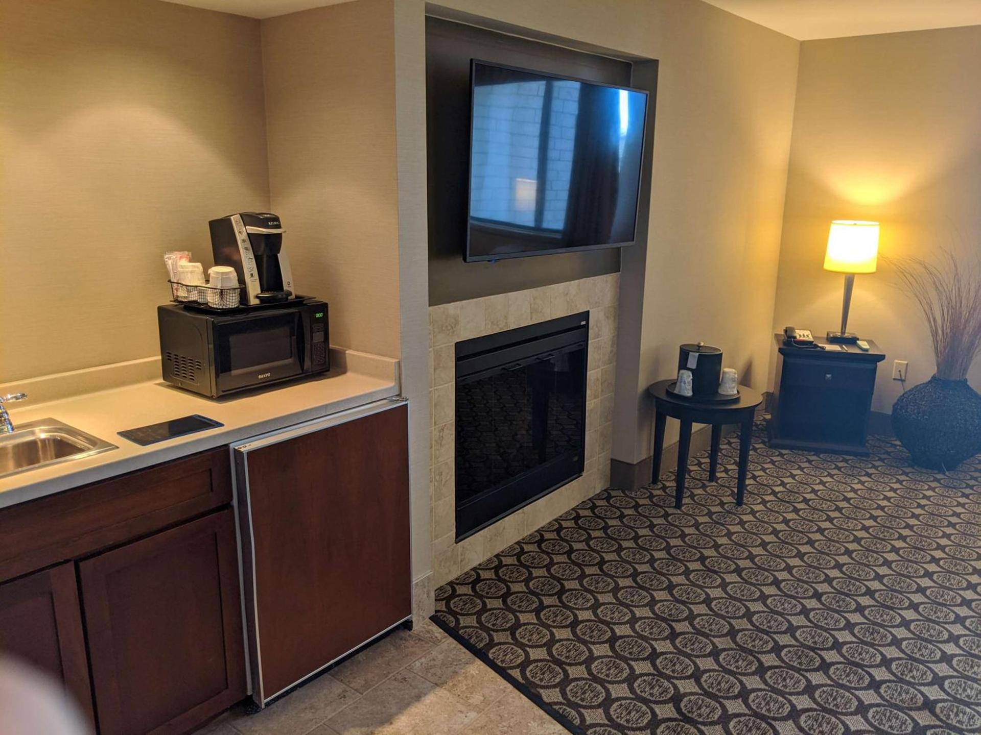 Best Western Plus InnTowner Madison photo 7