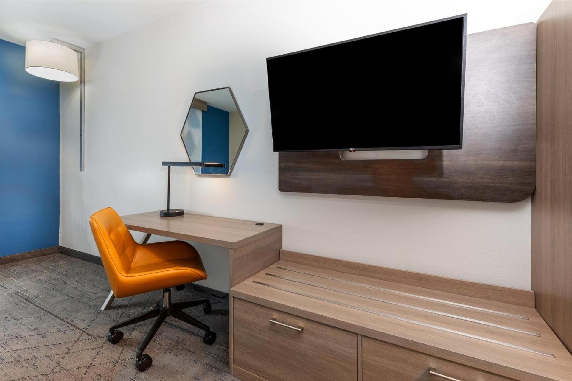Holiday Inn Express Harvey-Marrero by IHG photo 33