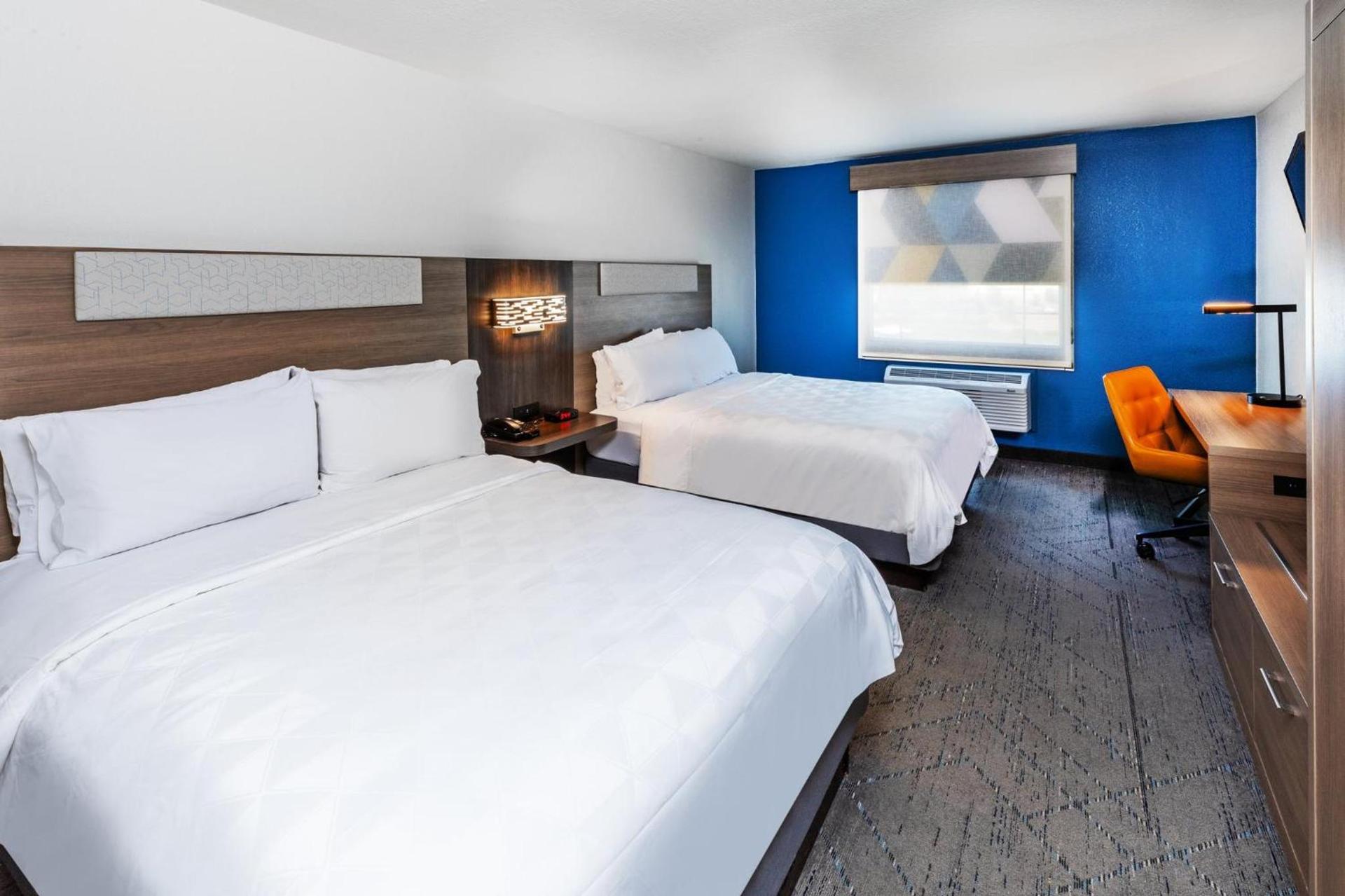 Holiday Inn Express Harvey-Marrero by IHG photo 39