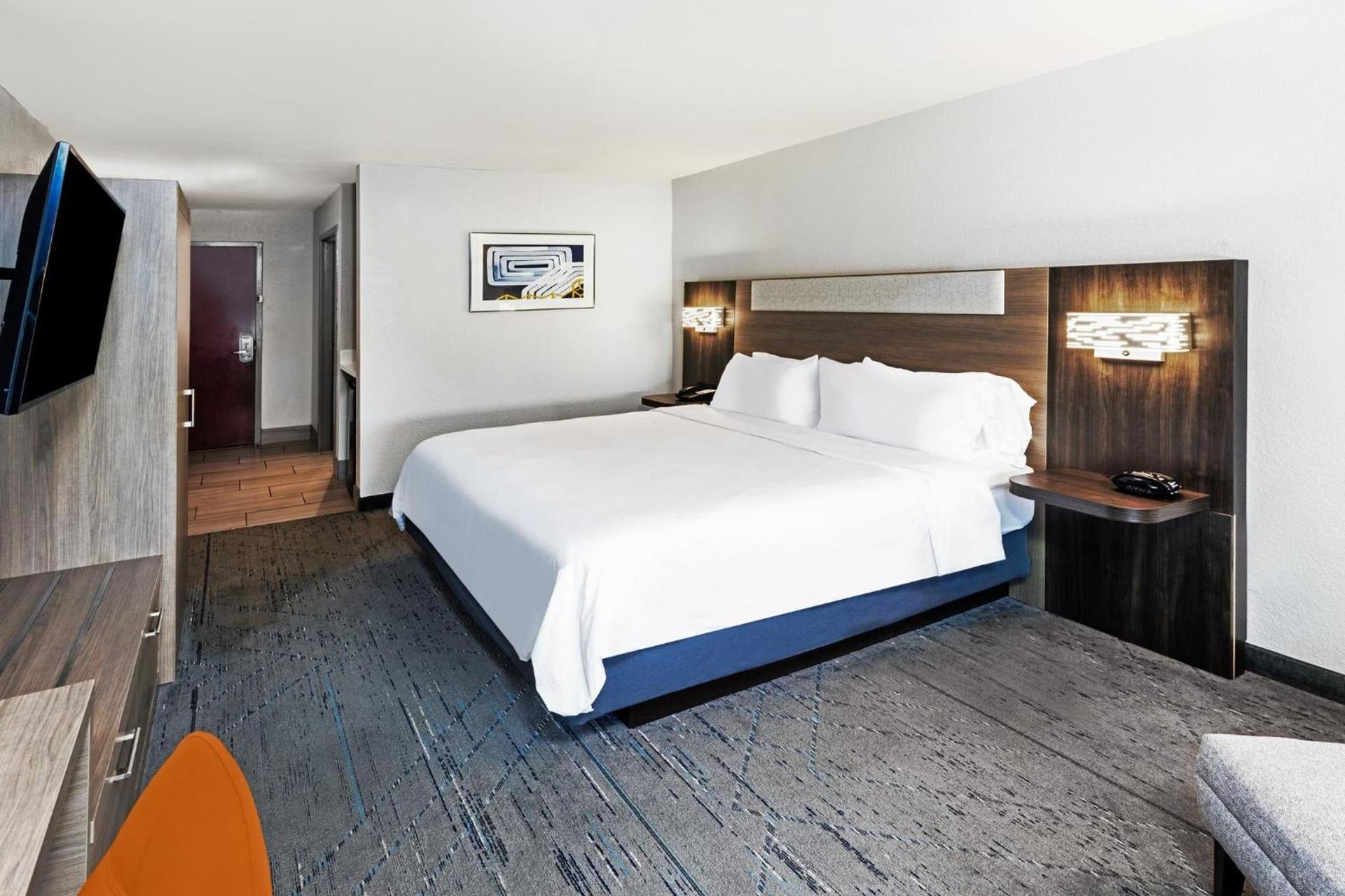 Holiday Inn Express Harvey-Marrero by IHG photo 36