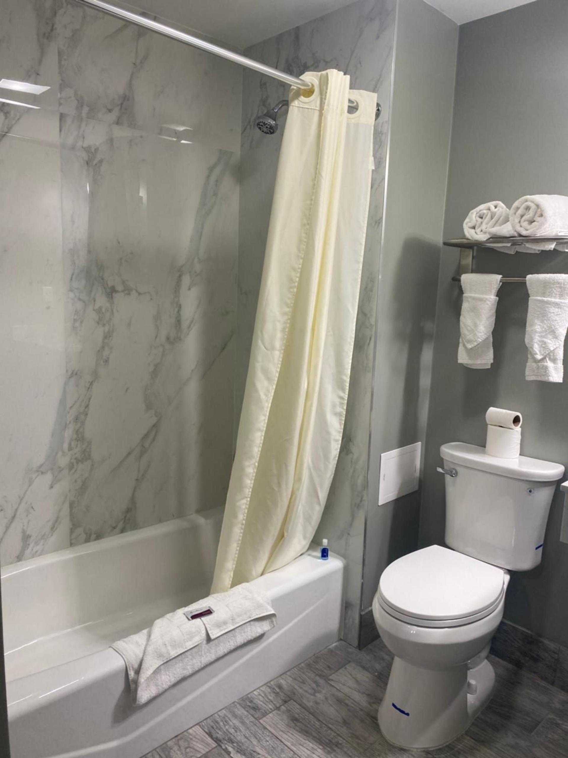 Wilkes-Barre lodge photo 9