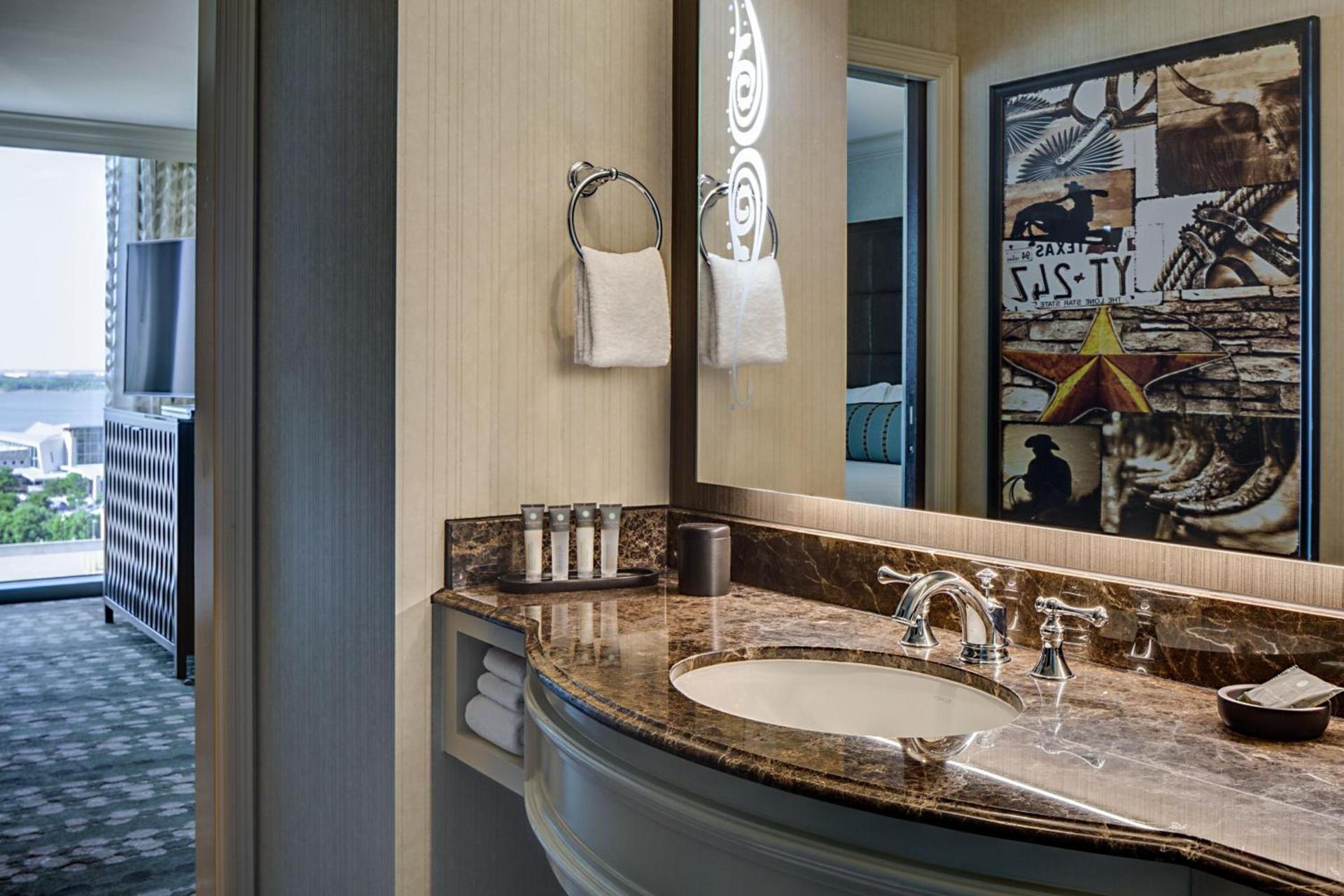 Gaylord Texan Resort and Convention Center photo 31
