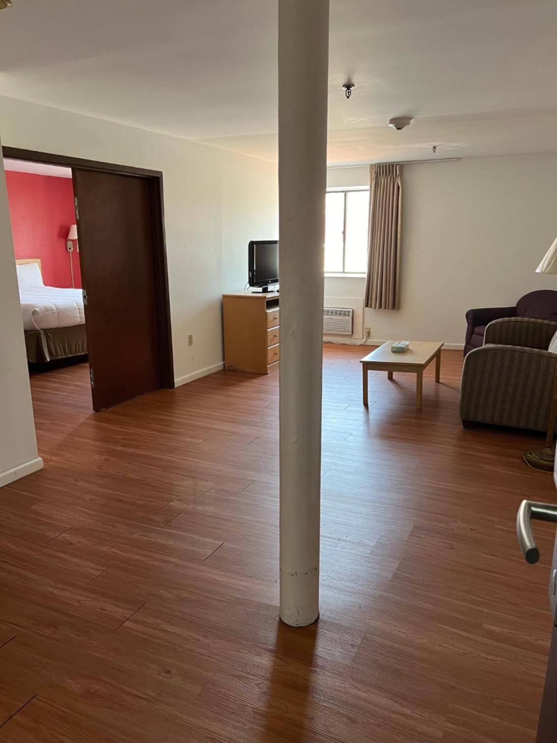 Pottsville Hotel photo 26