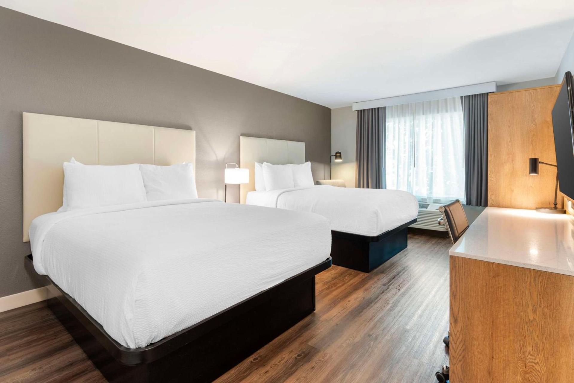 Best Western Plus Rancho Cordova Inn photo 18