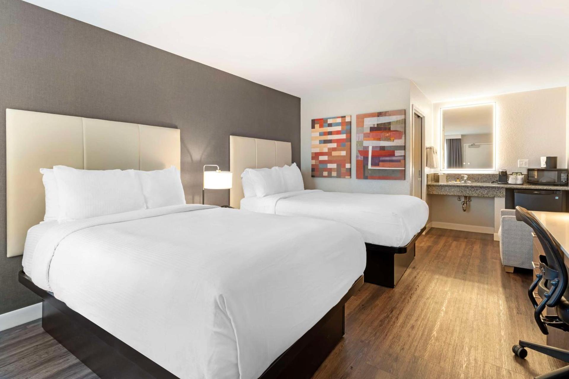 Best Western Plus Rancho Cordova Inn photo 16