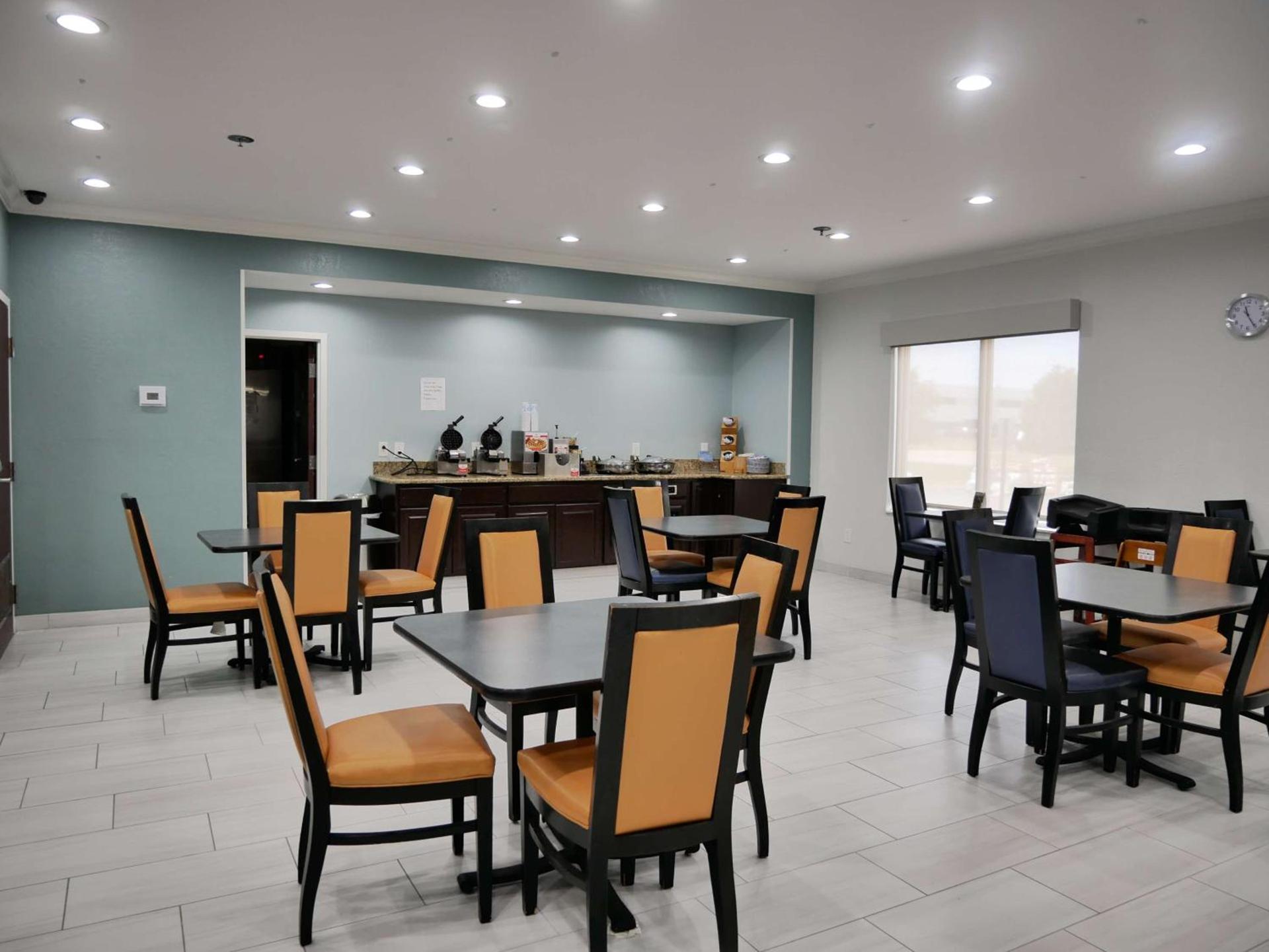 Best Western Plus Fenton photo 21