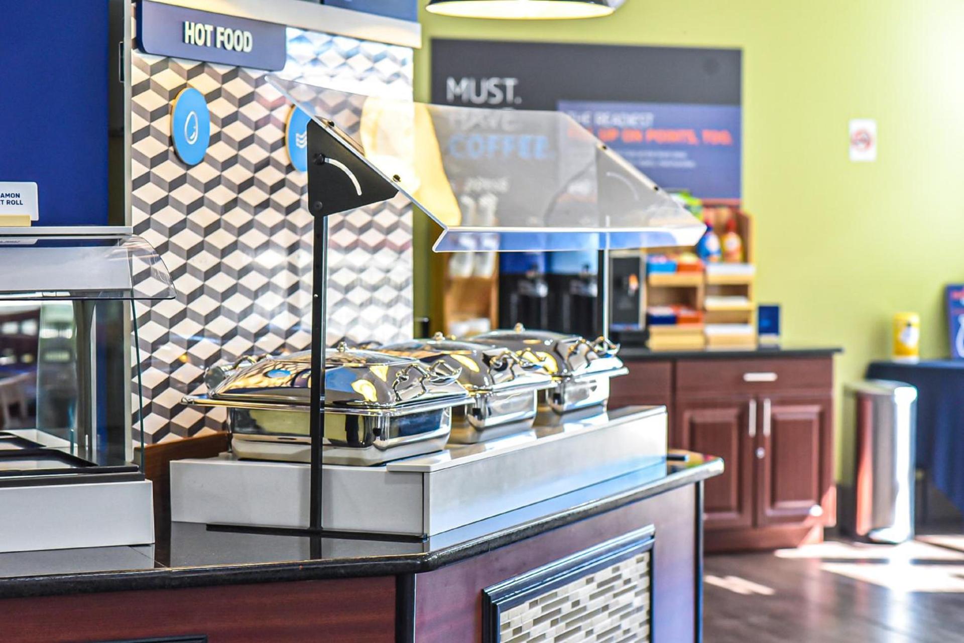 Holiday Inn Express & Suites Cocoa by IHG photo 94