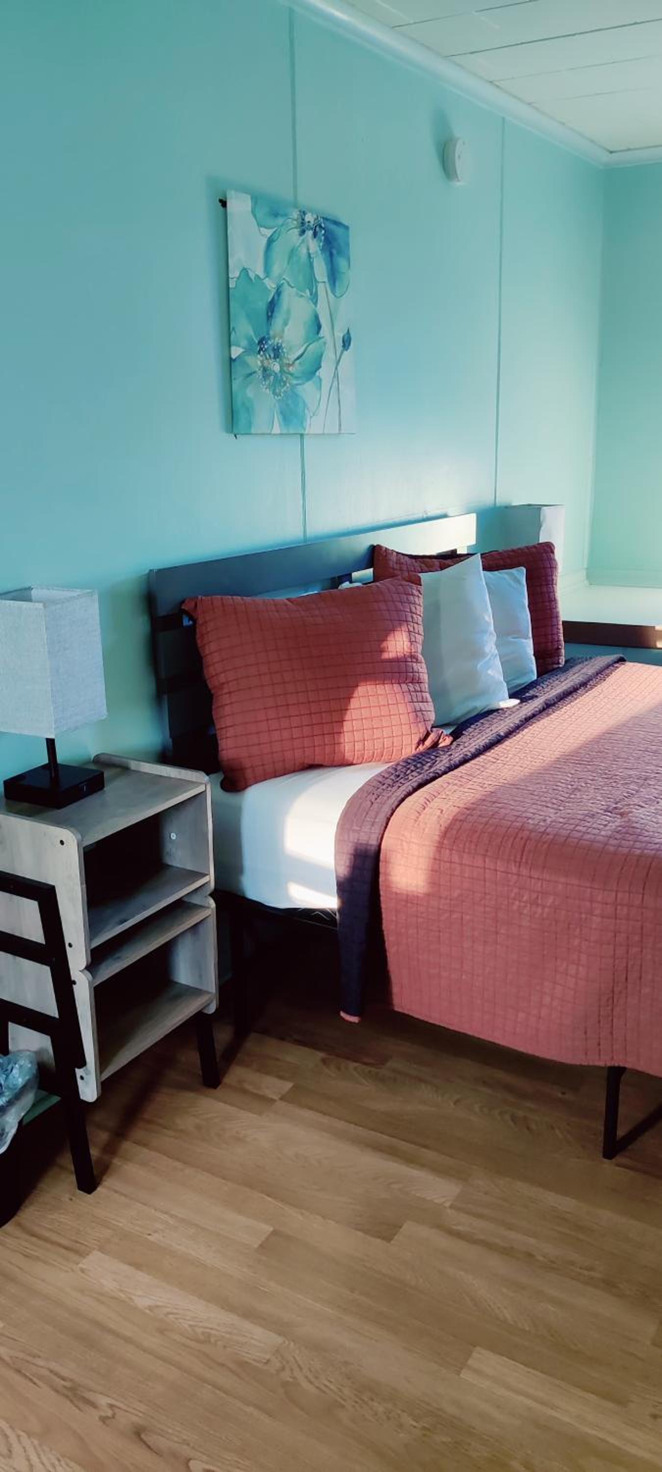 Hillcrest Inn photo 3