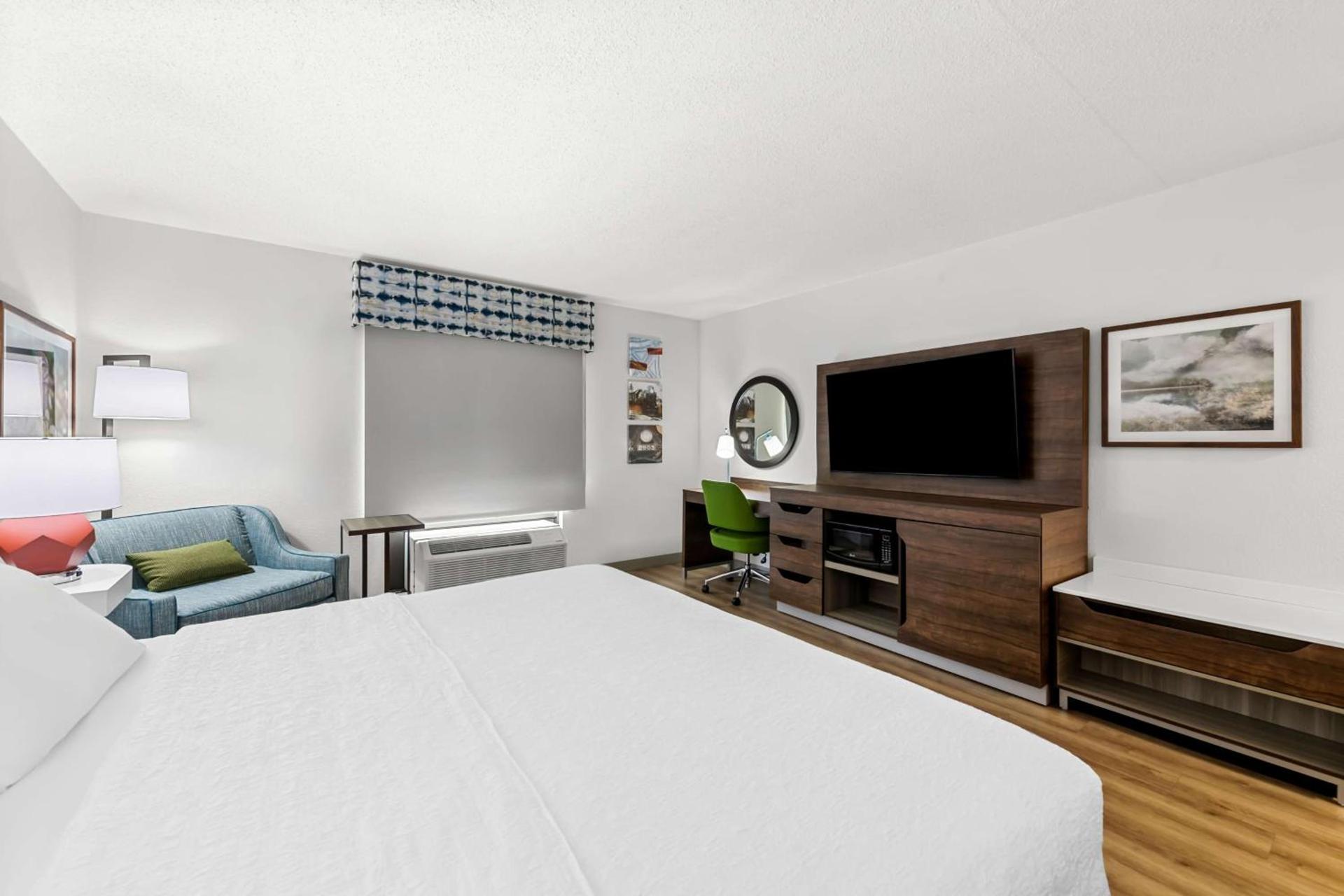 Hampton Inn Chattanooga-North photo 22