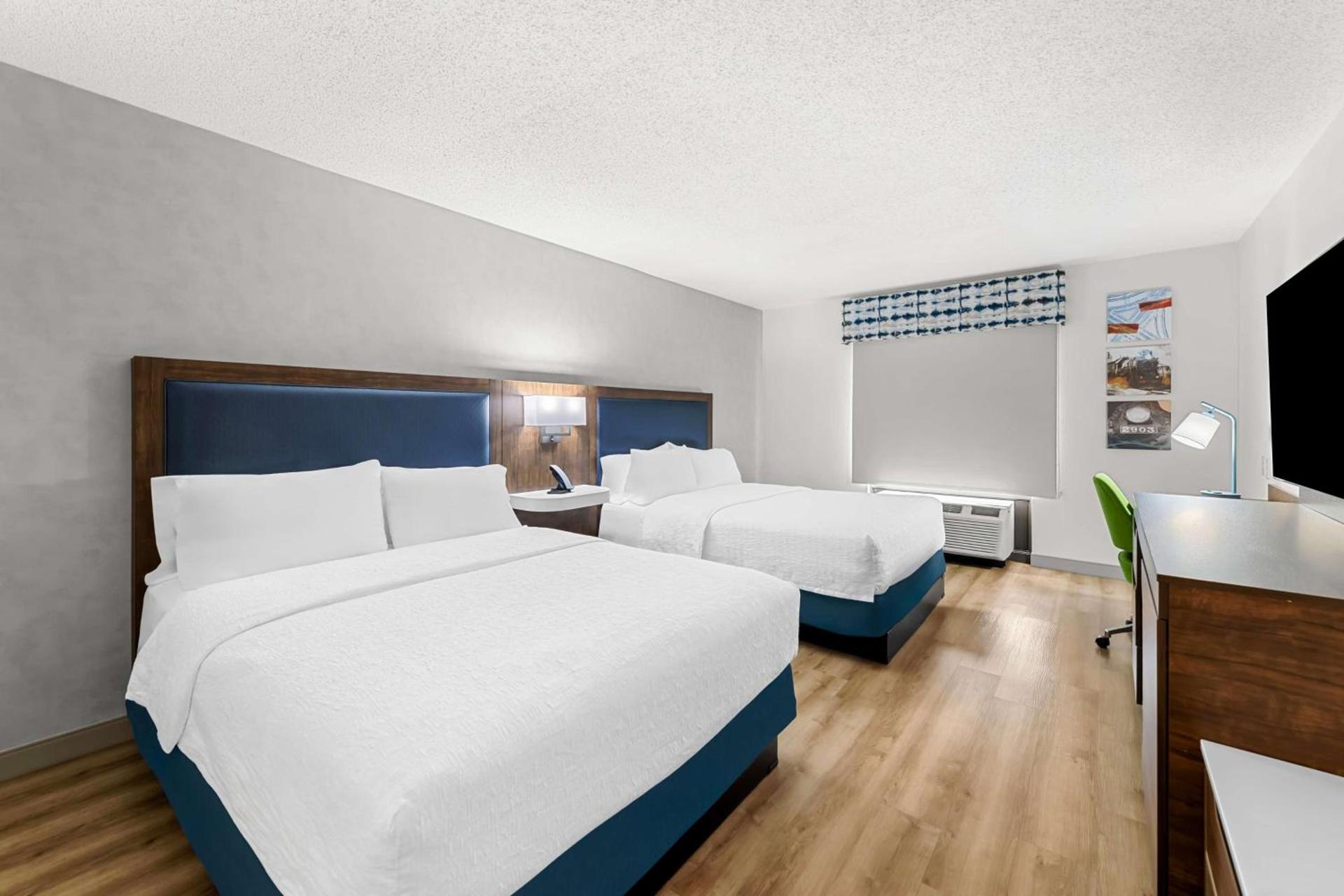 Hampton Inn Chattanooga-North photo 24