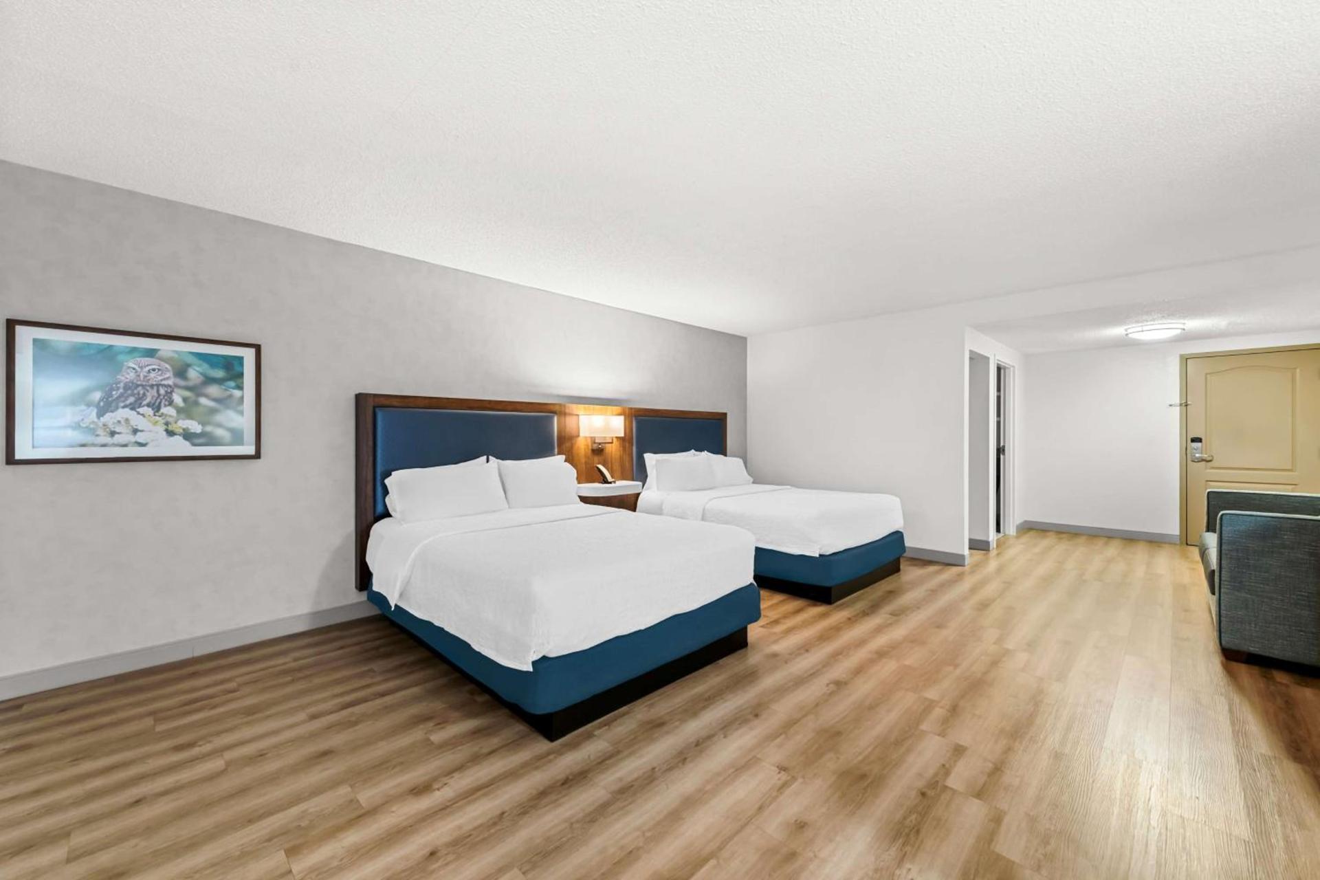 Hampton Inn Chattanooga-North photo 28