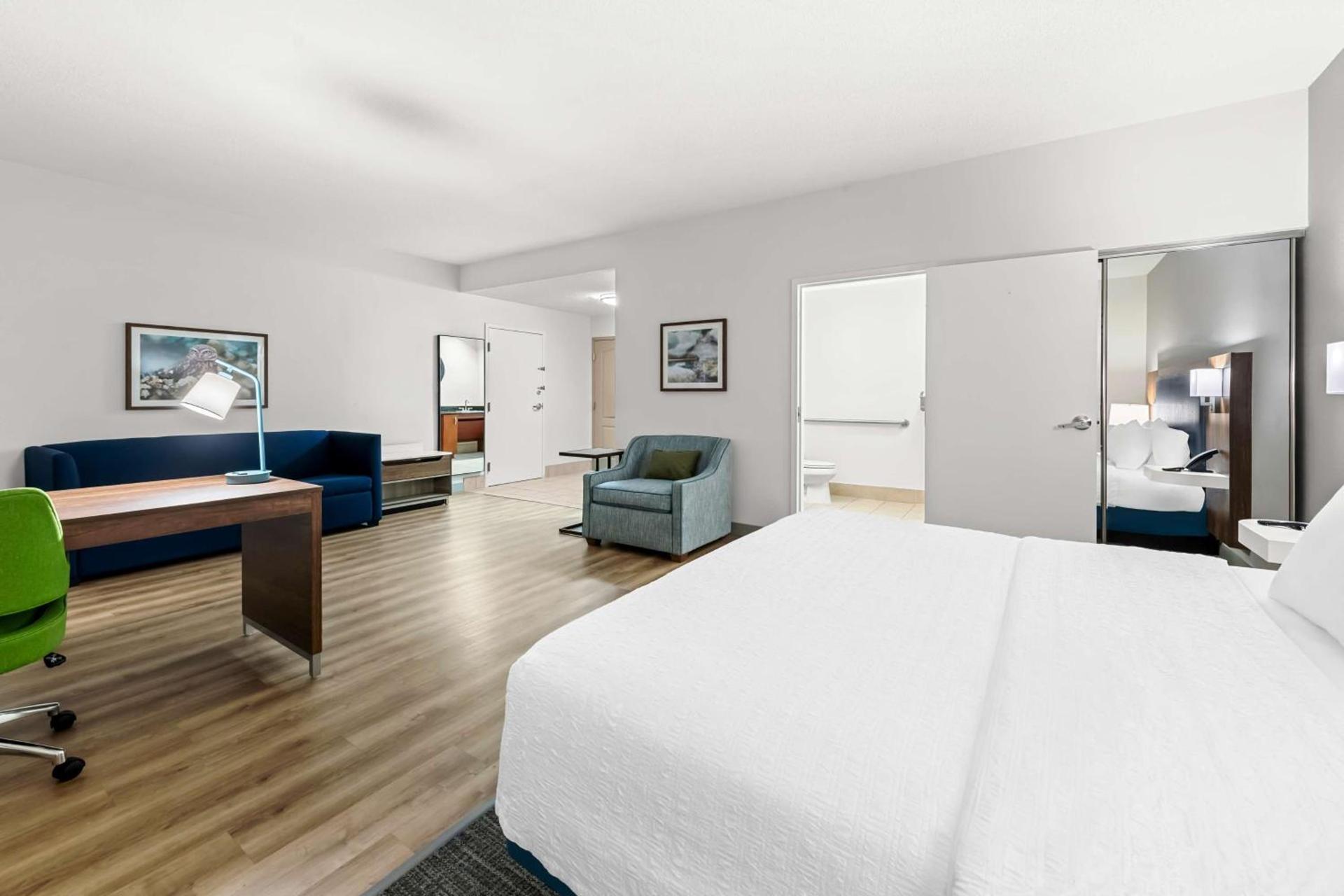 Hampton Inn Chattanooga-North photo 34